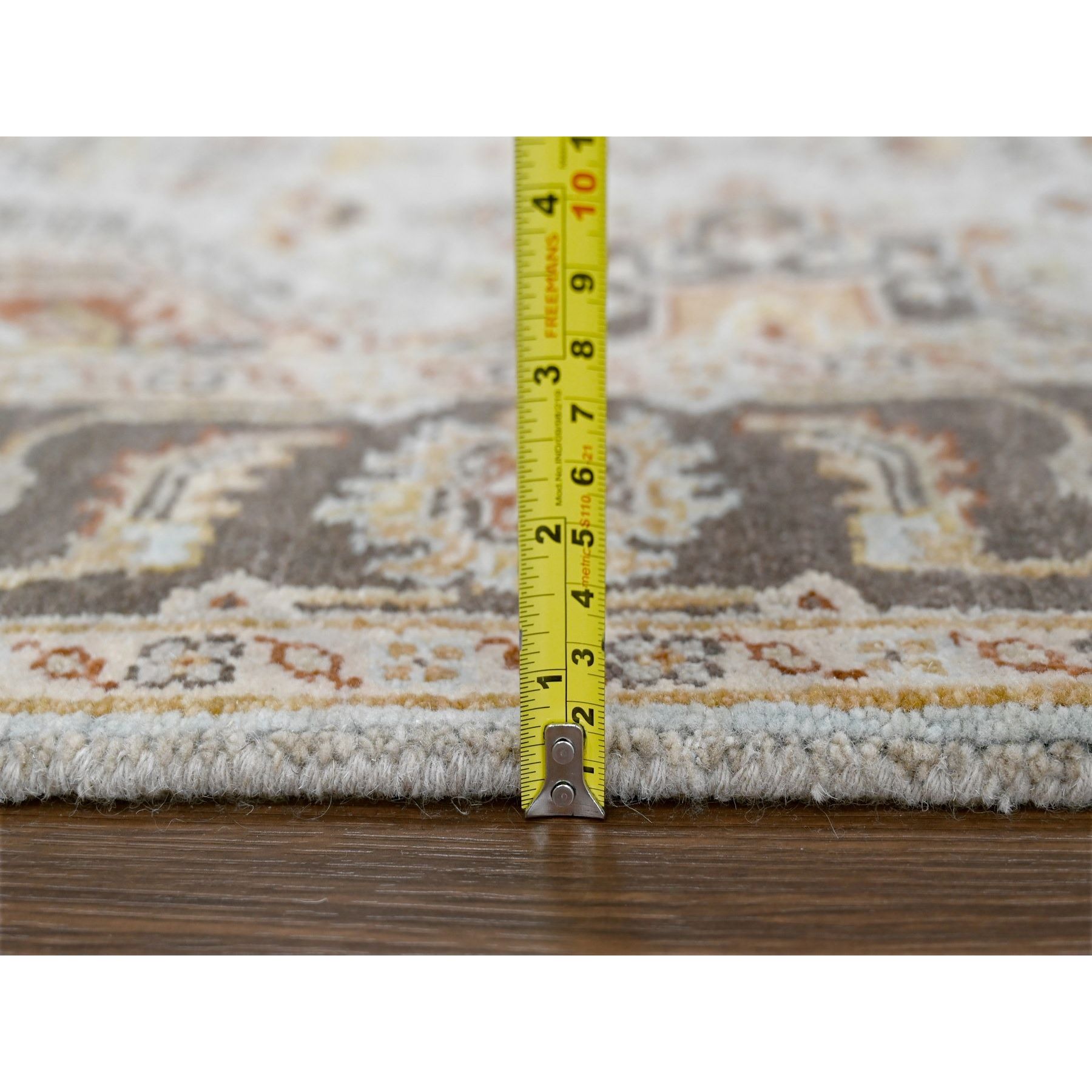Heriz-Hand-Knotted-Rug-423455