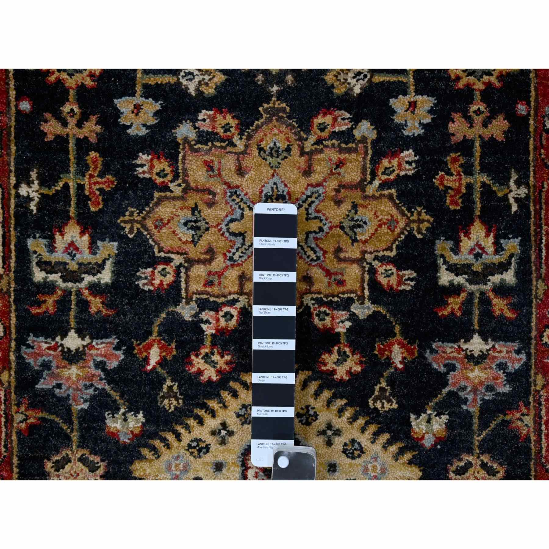 Heriz-Hand-Knotted-Rug-423550
