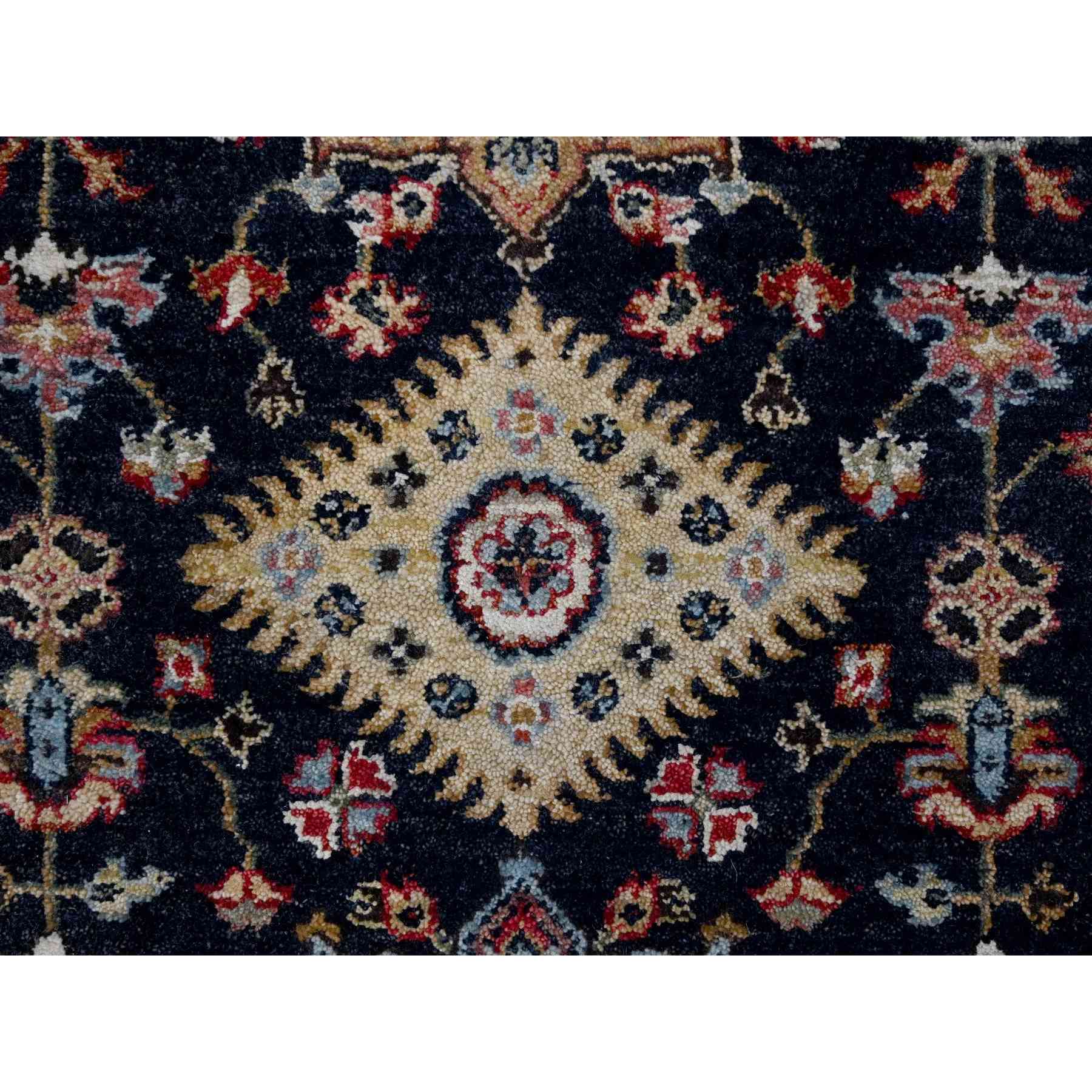 Heriz-Hand-Knotted-Rug-423550
