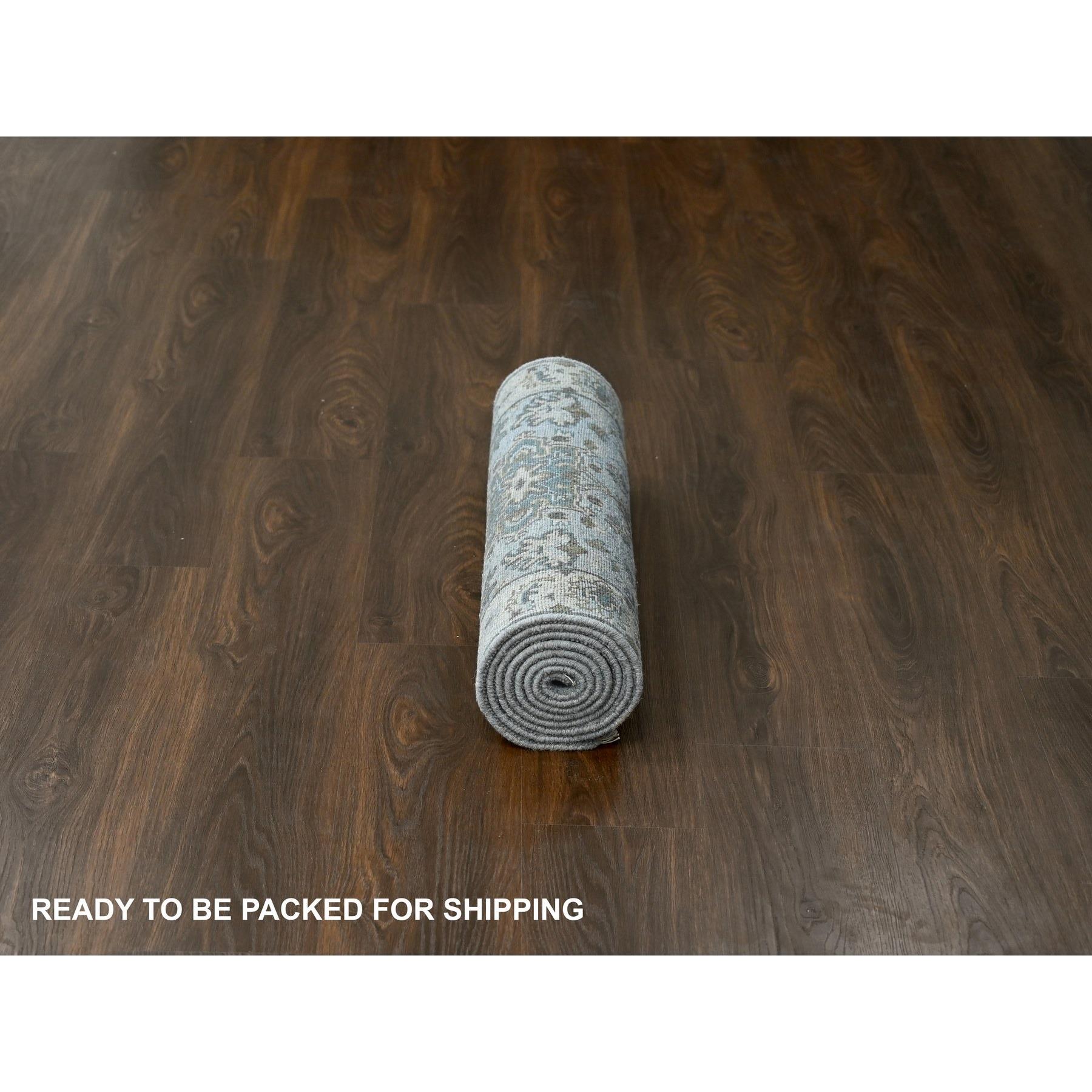 Heriz-Hand-Knotted-Rug-423595