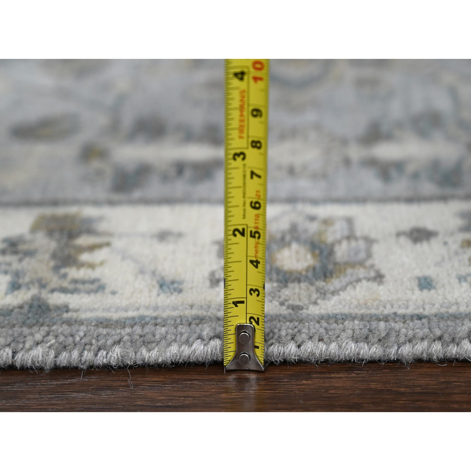 Heriz-Hand-Knotted-Rug-423605