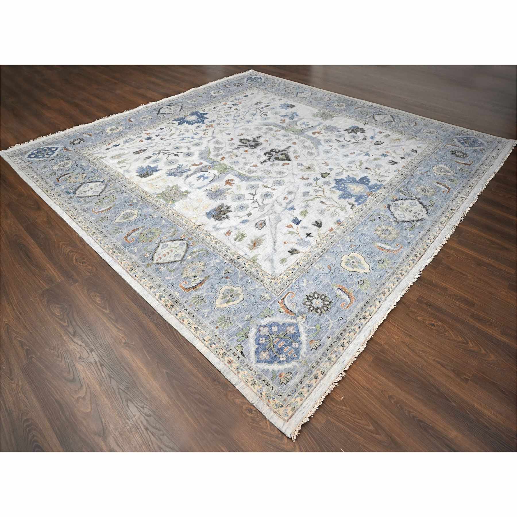 Heriz-Hand-Knotted-Rug-423685