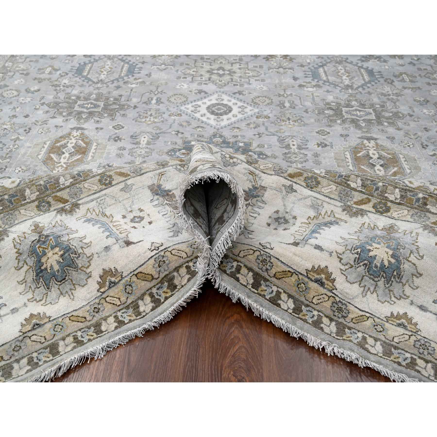 Heriz-Hand-Knotted-Rug-423990