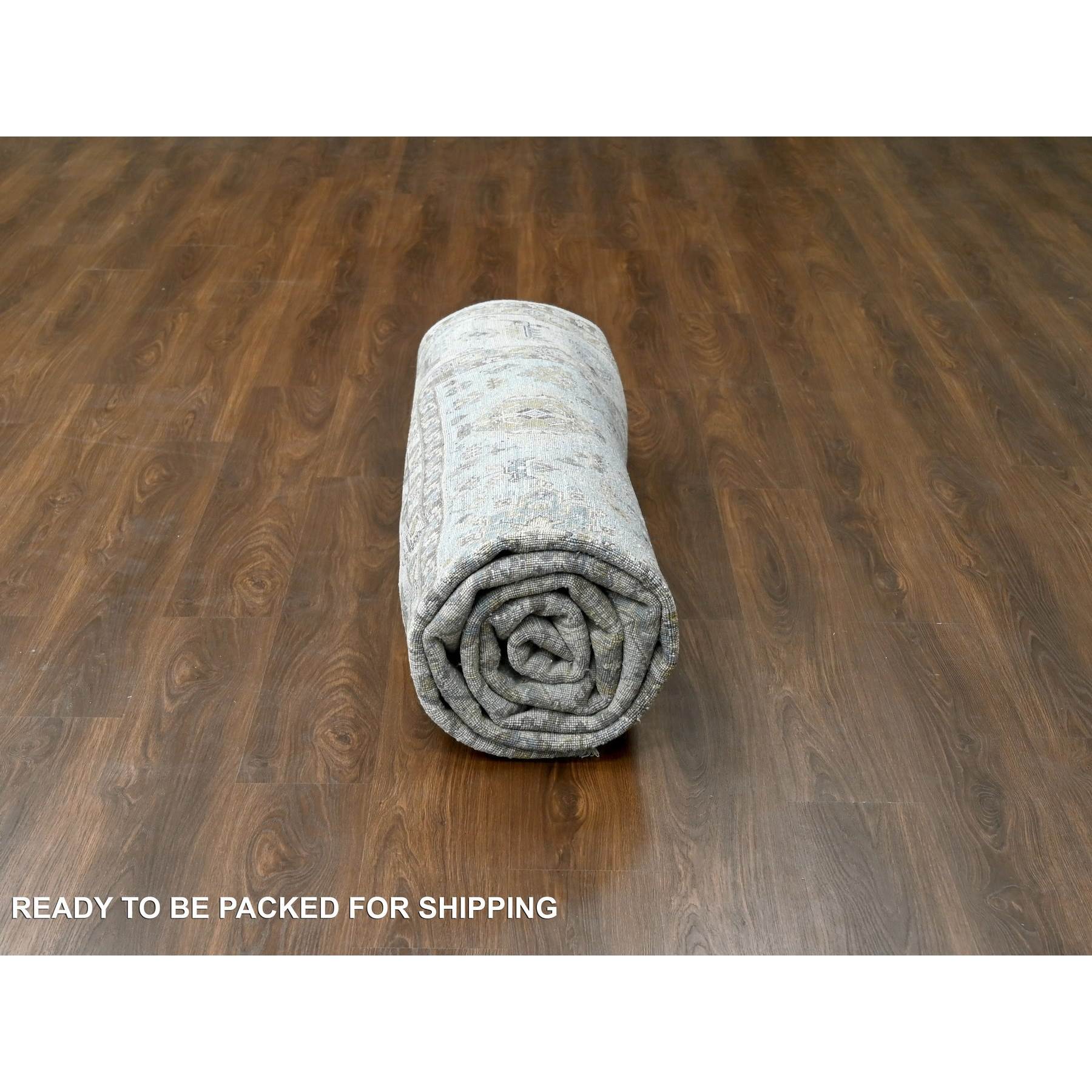 Heriz-Hand-Knotted-Rug-424105