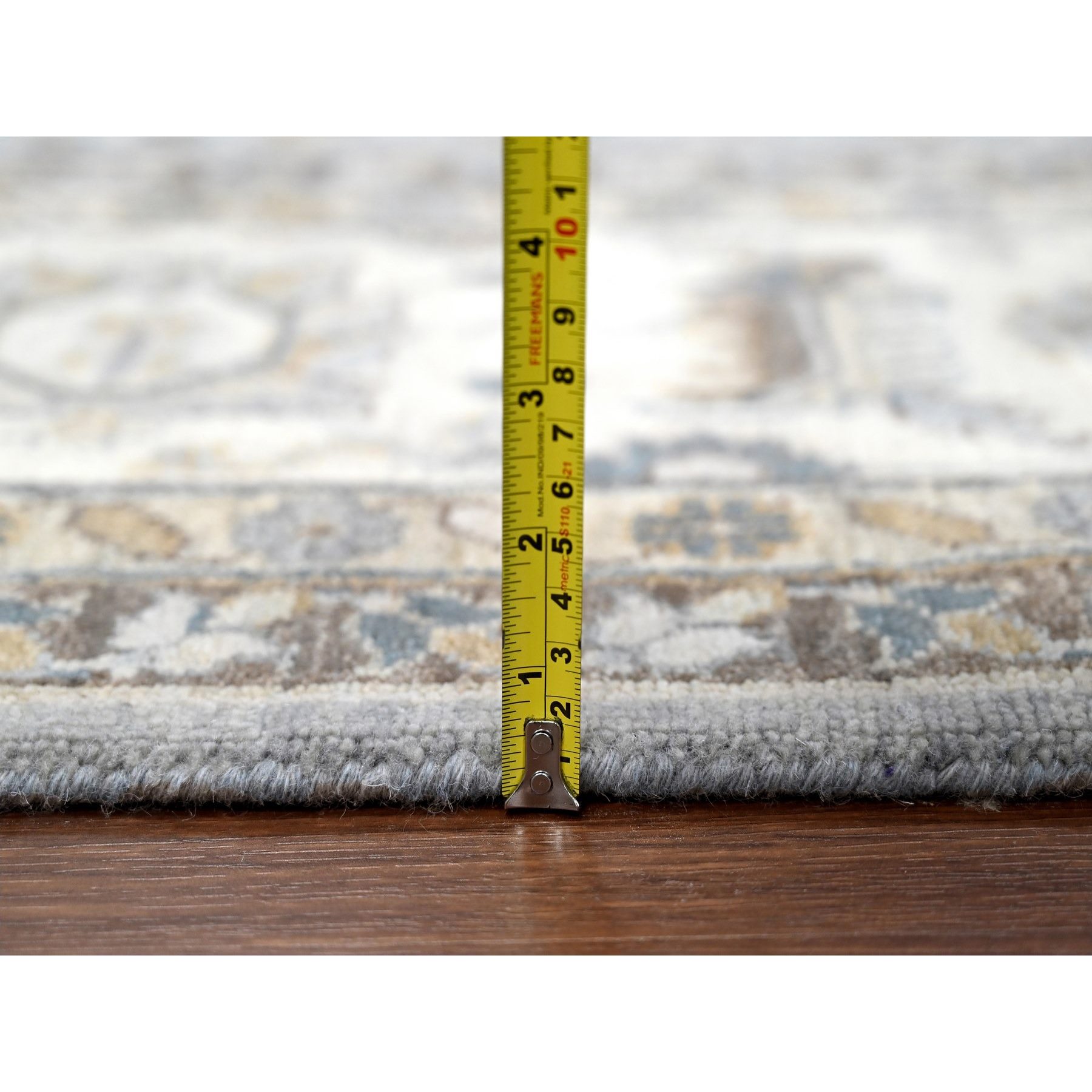 Heriz-Hand-Knotted-Rug-424105
