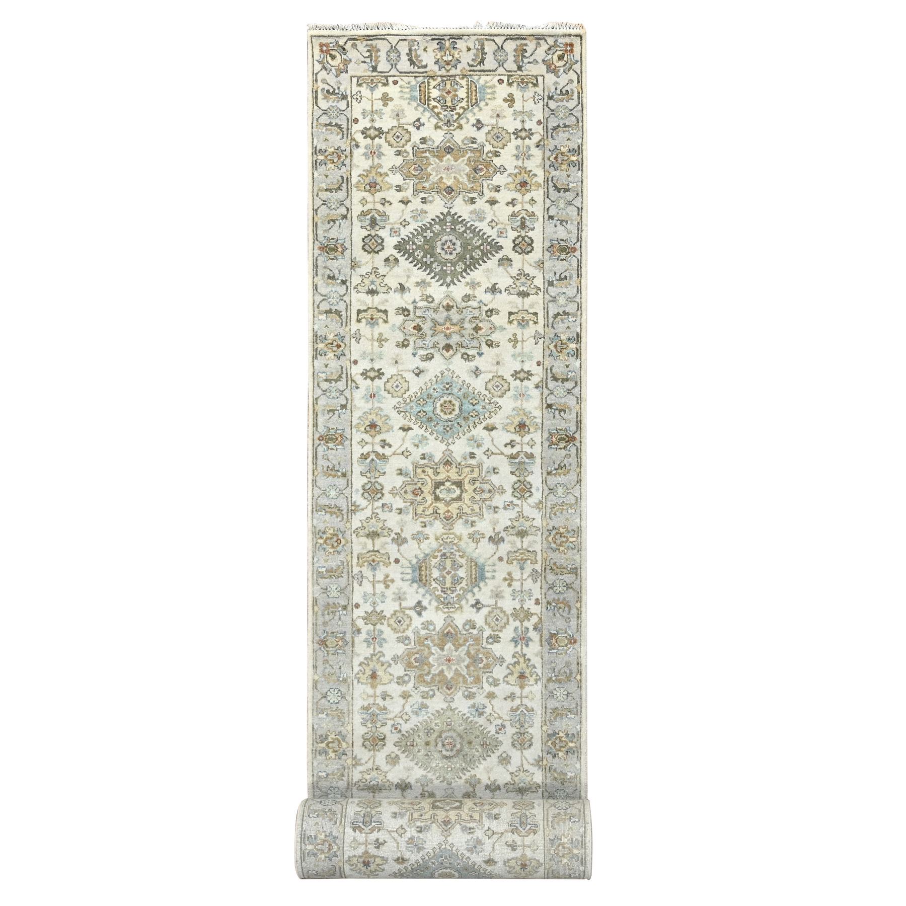Heriz-Hand-Knotted-Rug-424130
