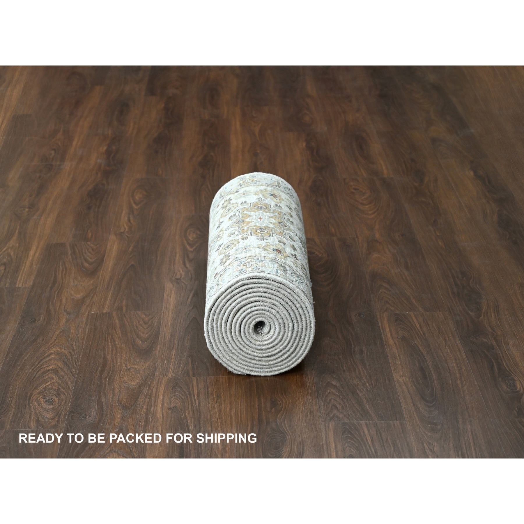 Heriz-Hand-Knotted-Rug-424130