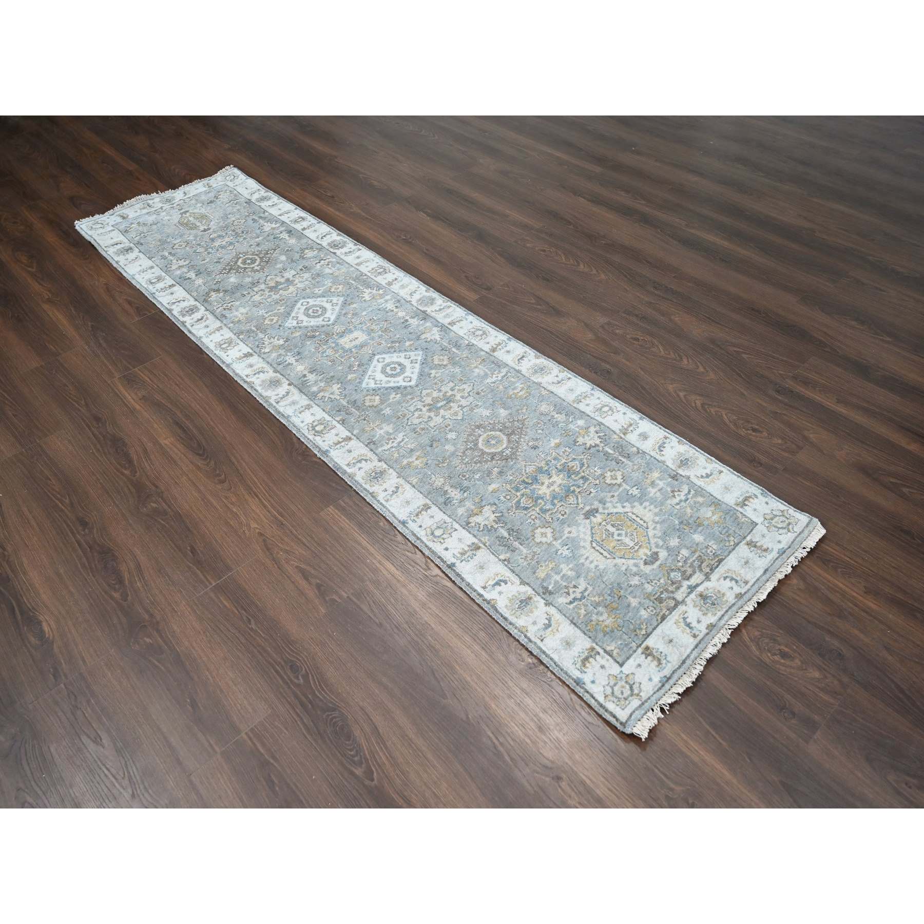 Heriz-Hand-Knotted-Rug-424250