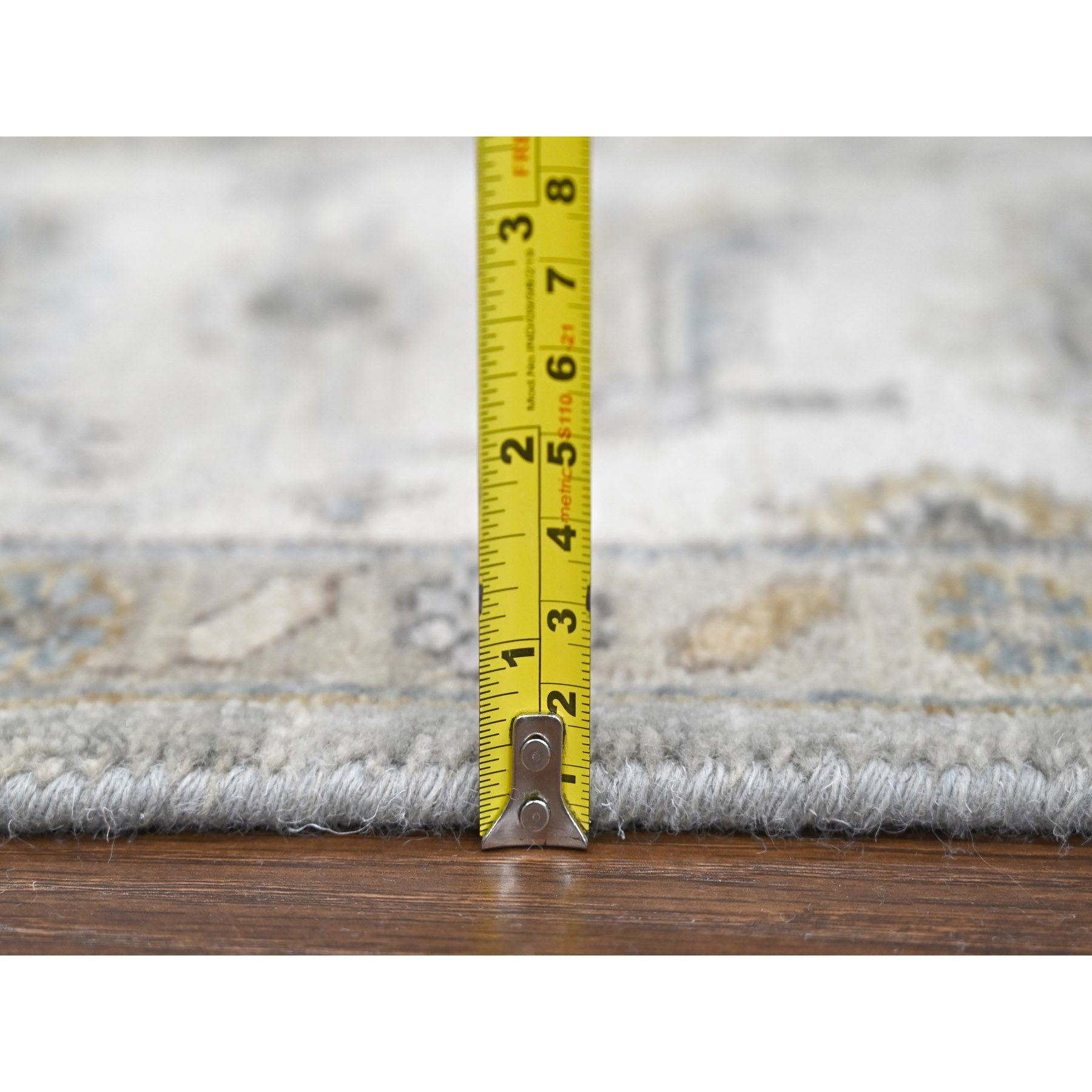 Heriz-Hand-Knotted-Rug-424530