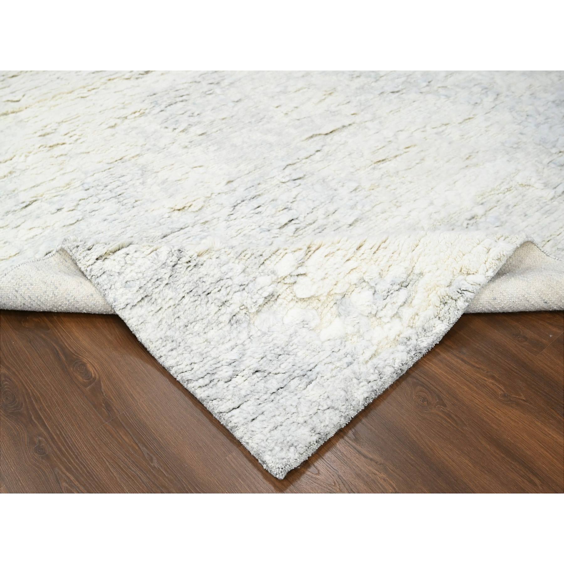 Modern-and-Contemporary-Hand-Knotted-Rug-422570