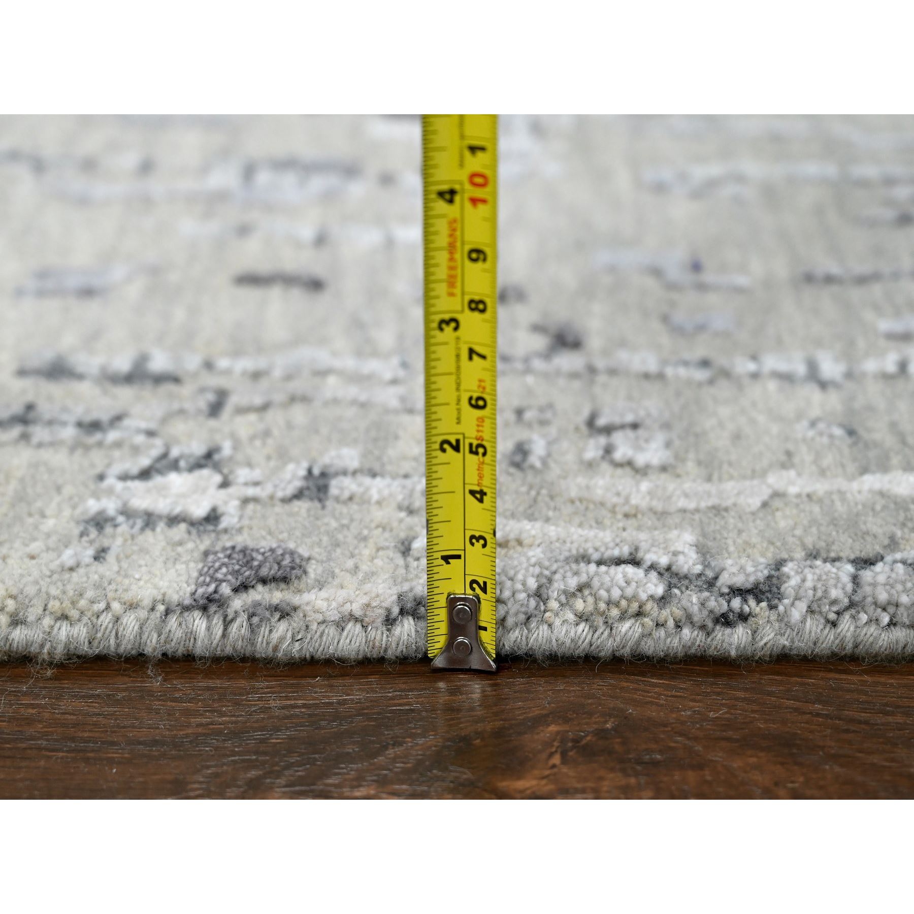 Modern-and-Contemporary-Hand-Knotted-Rug-422580