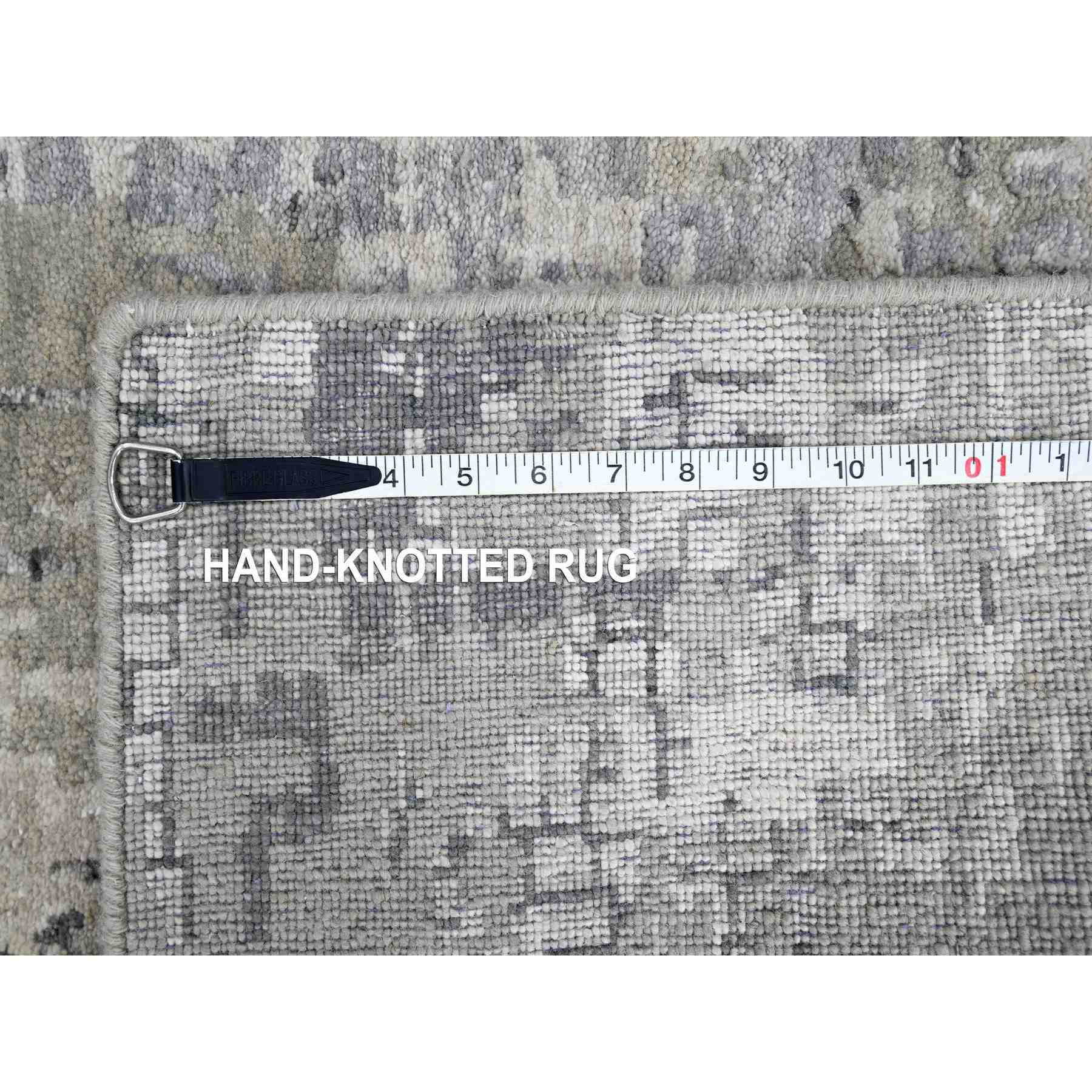Modern-and-Contemporary-Hand-Knotted-Rug-422580