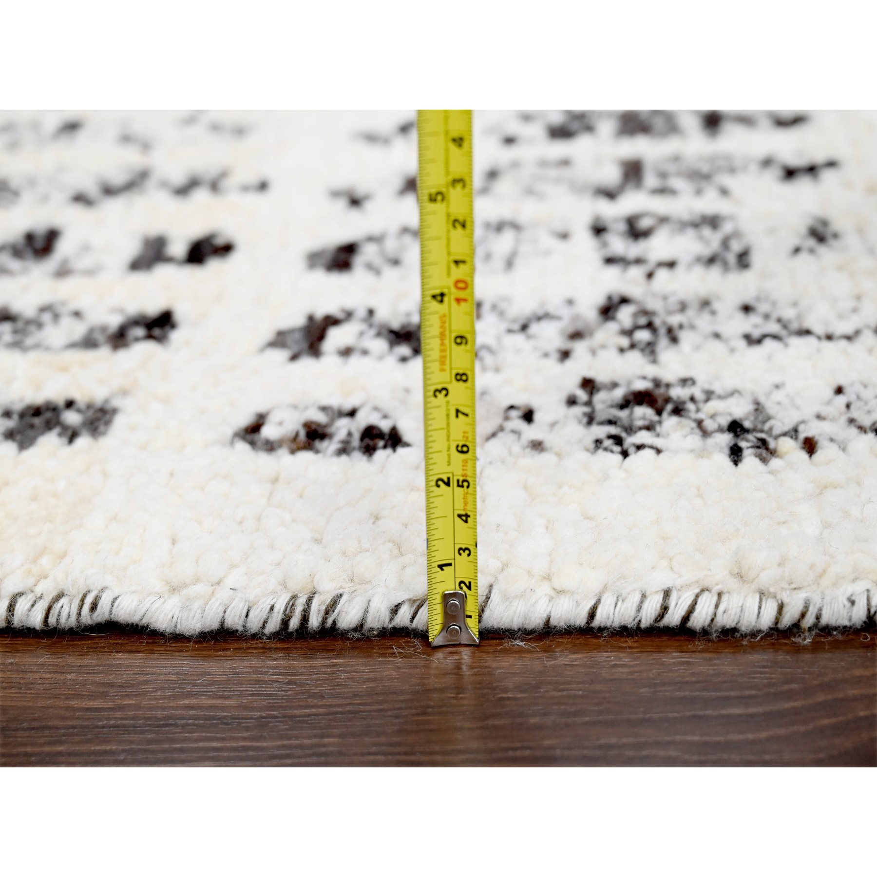 Modern-and-Contemporary-Hand-Knotted-Rug-422685