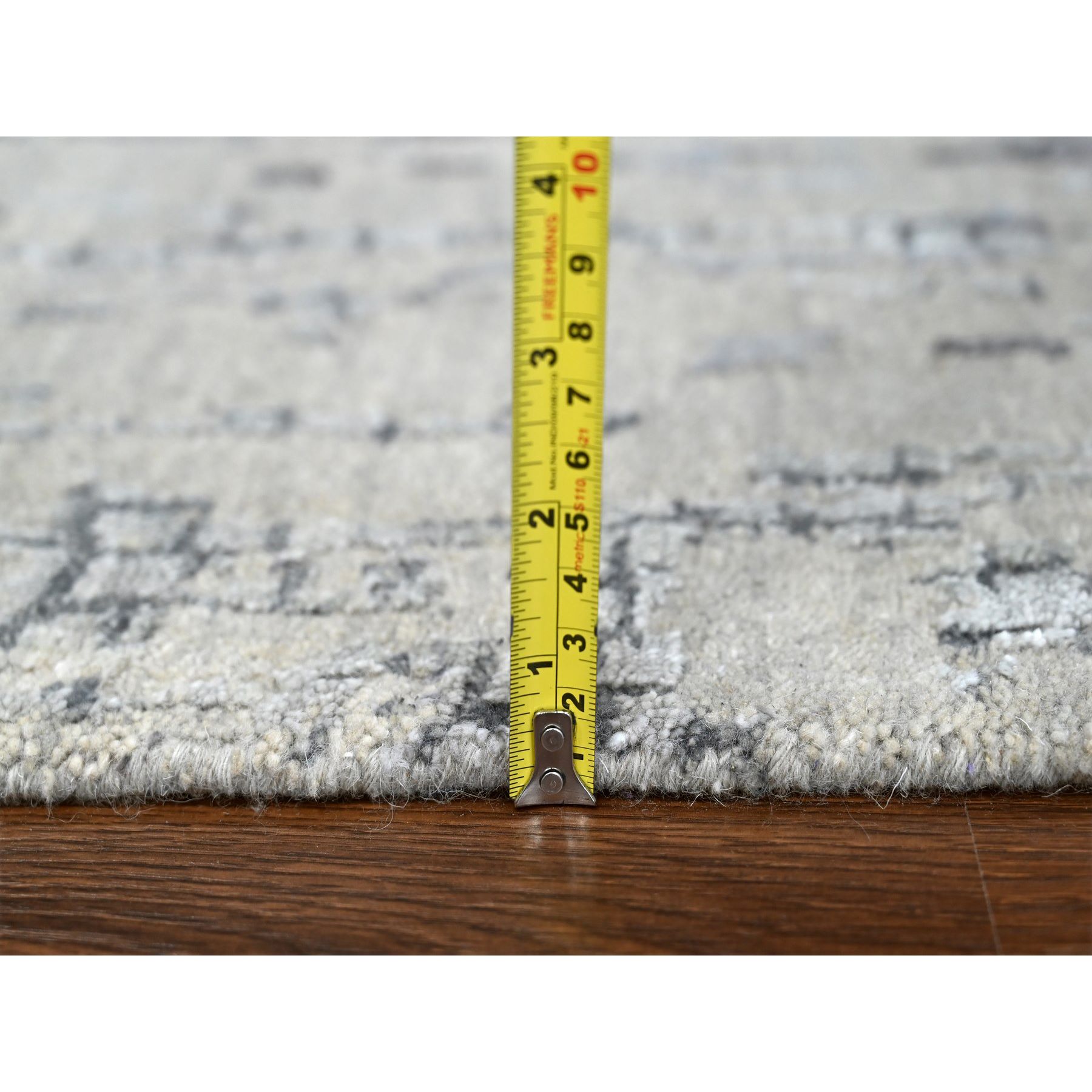 Modern-and-Contemporary-Hand-Knotted-Rug-423020