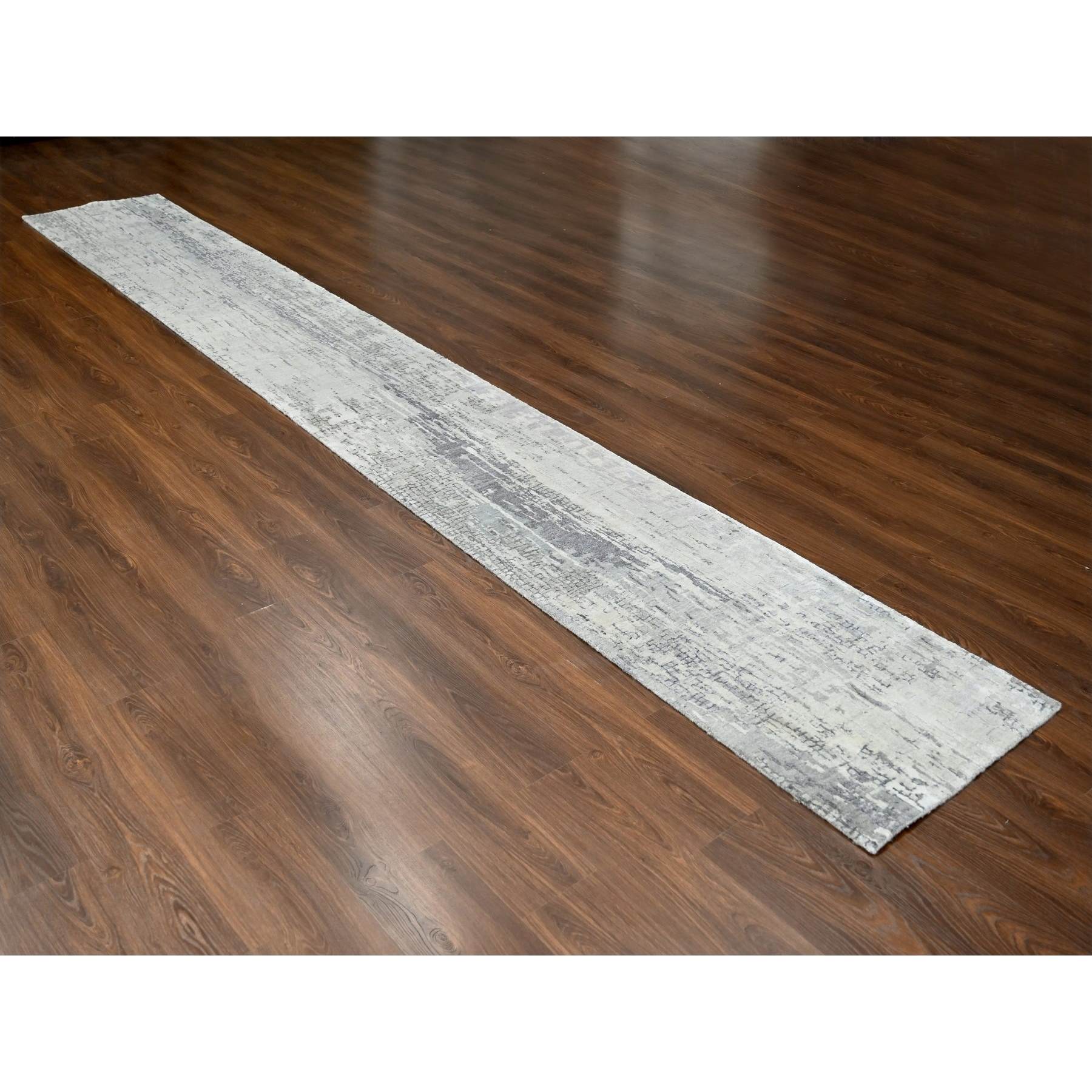 Modern-and-Contemporary-Hand-Knotted-Rug-423075