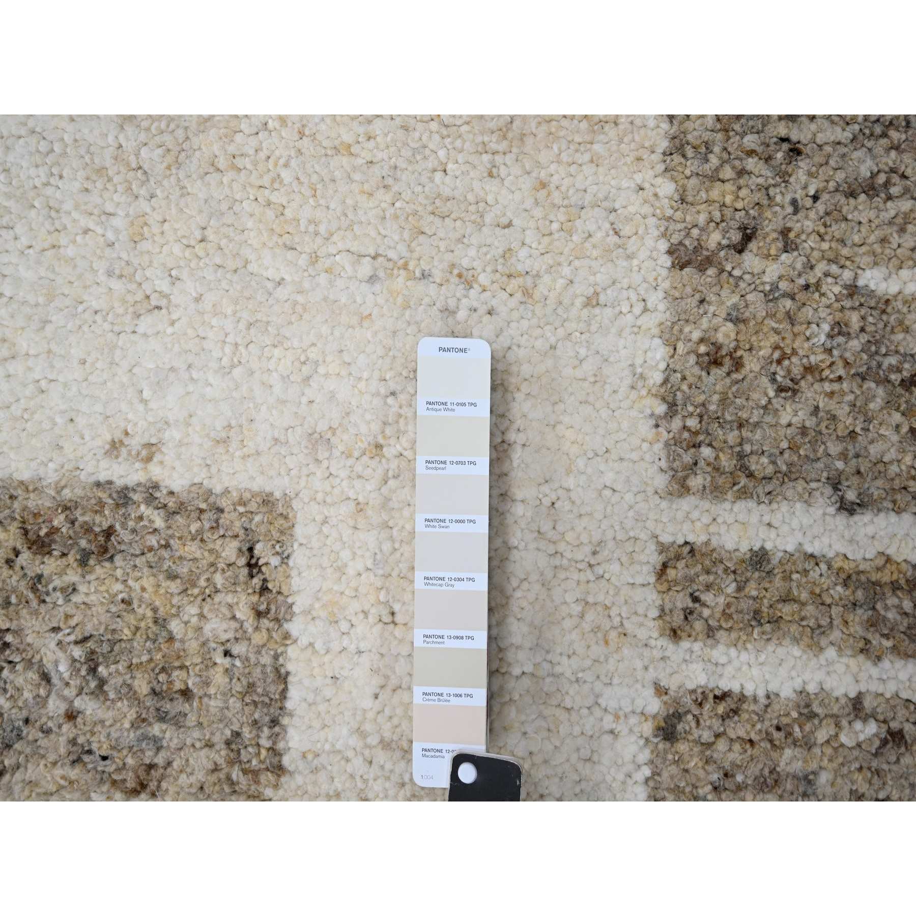 Modern-and-Contemporary-Hand-Knotted-Rug-423115