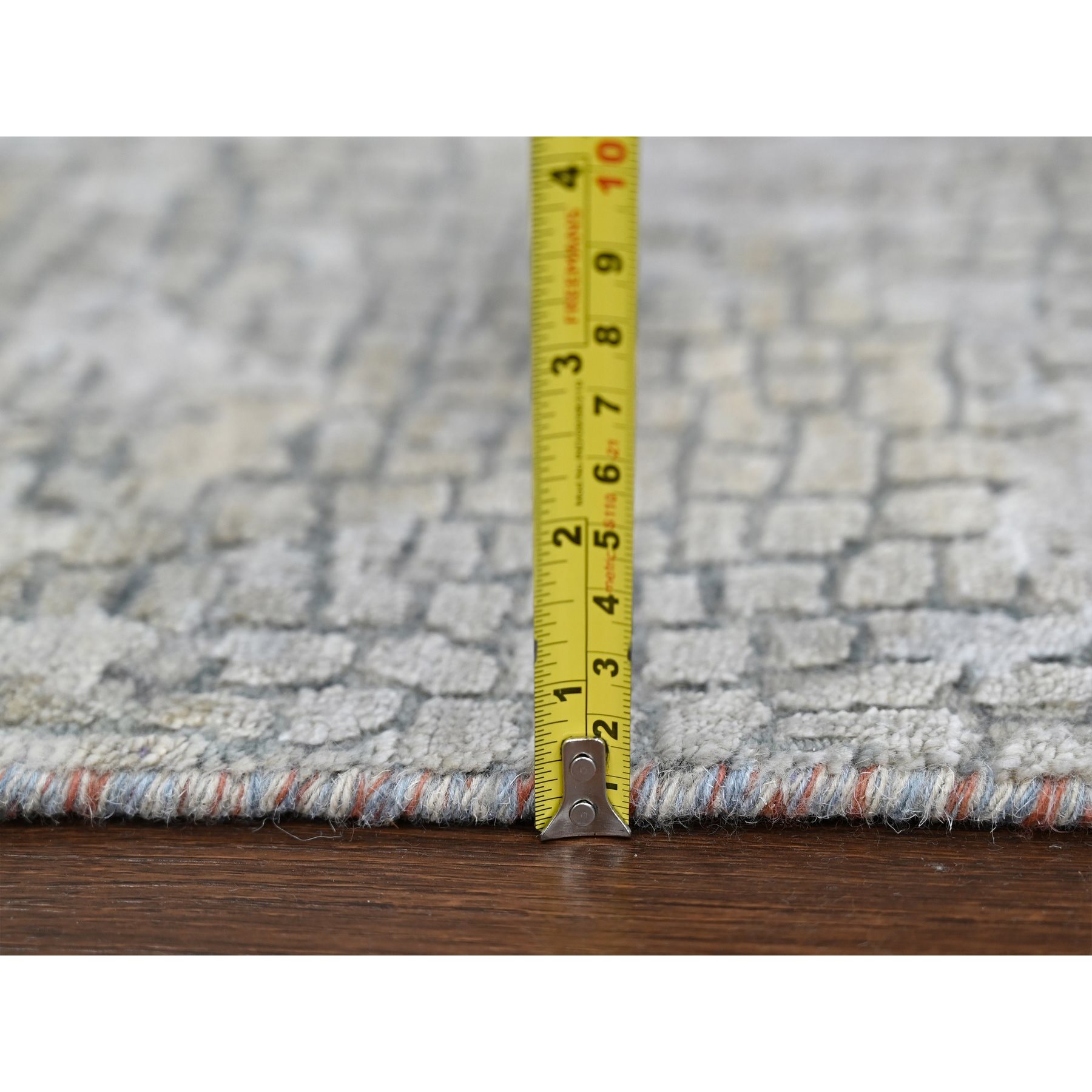 Modern-and-Contemporary-Hand-Knotted-Rug-423715