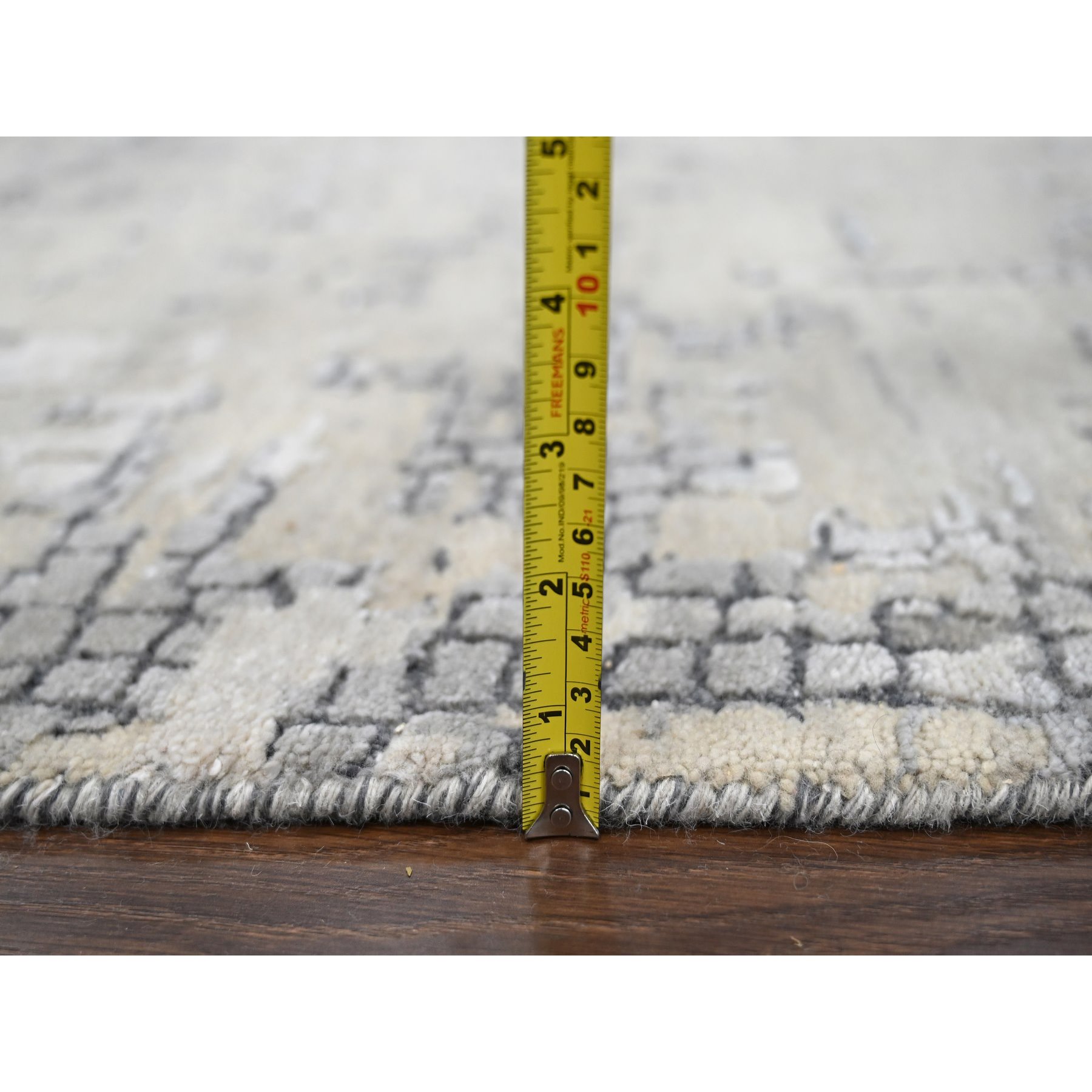 Modern-and-Contemporary-Hand-Knotted-Rug-423765
