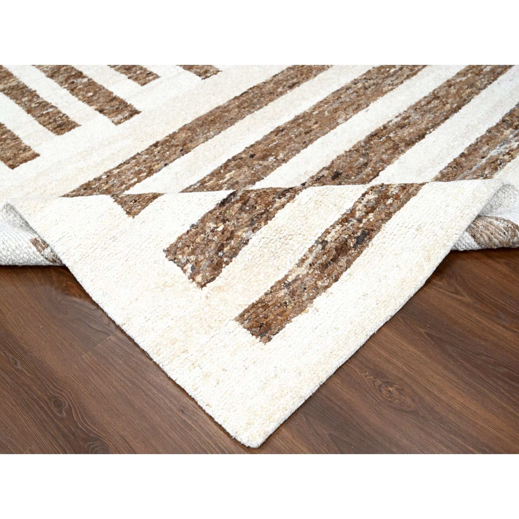 Modern-and-Contemporary-Hand-Knotted-Rug-424120