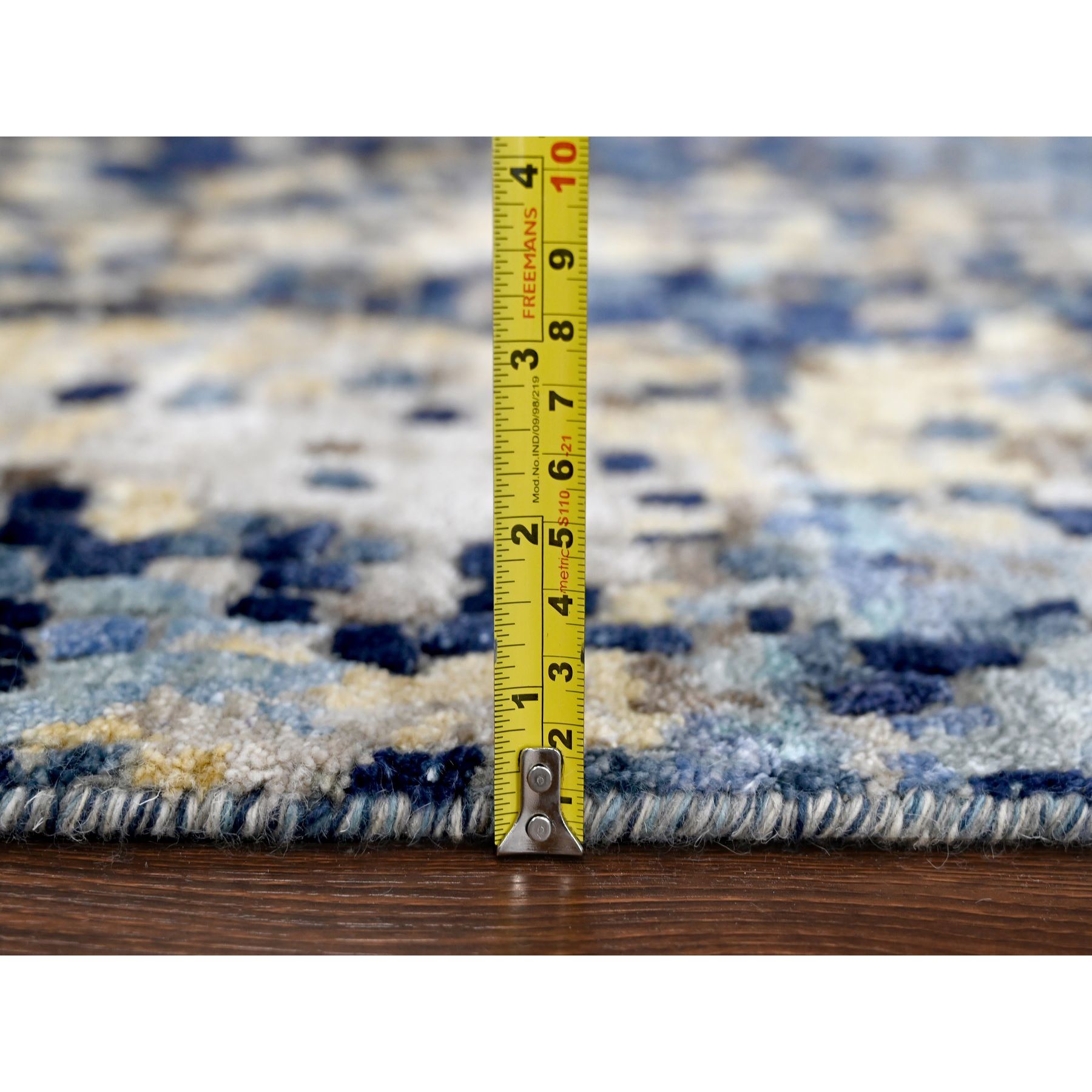 Modern-and-Contemporary-Hand-Knotted-Rug-424950