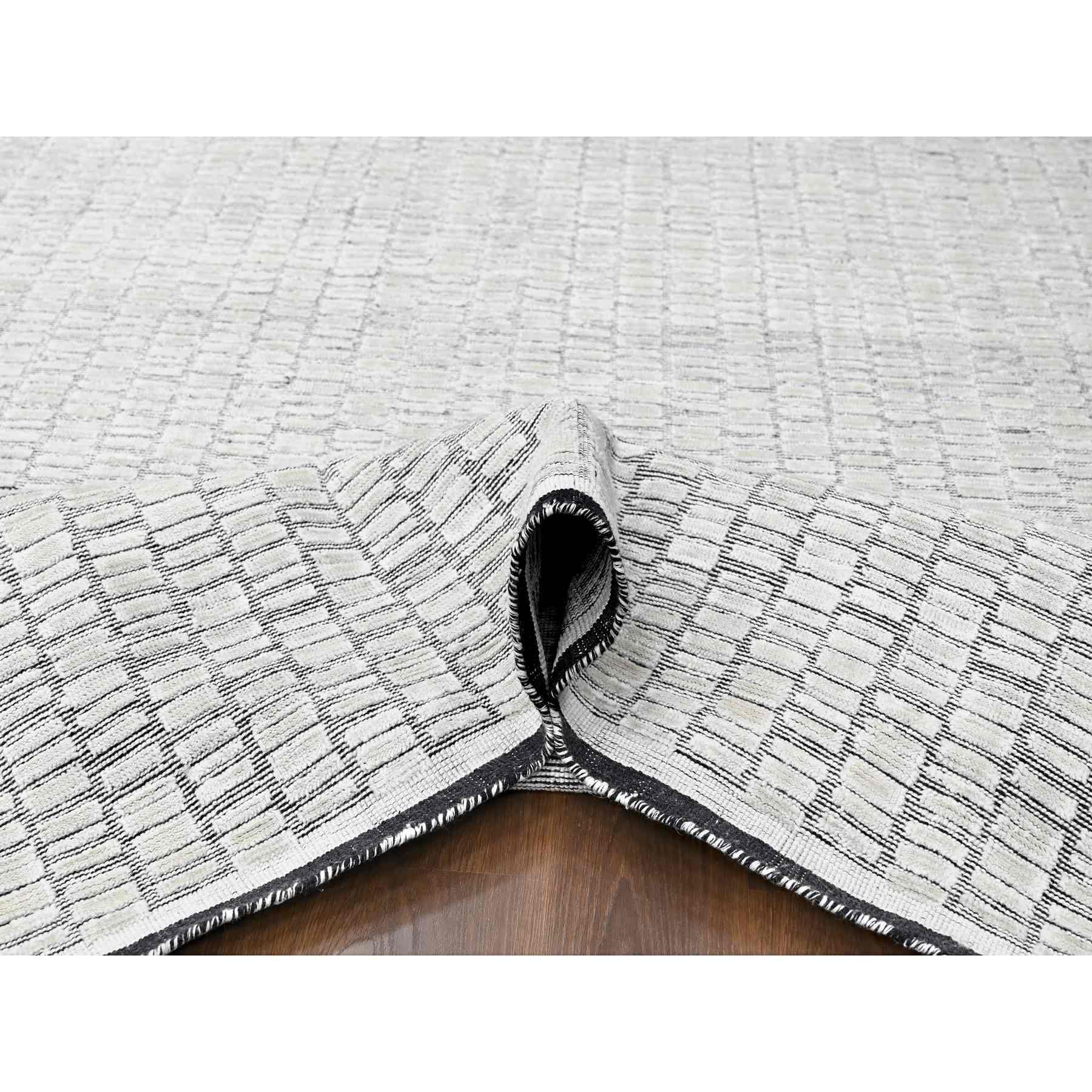 Modern-and-Contemporary-Hand-Loomed-Rug-422925