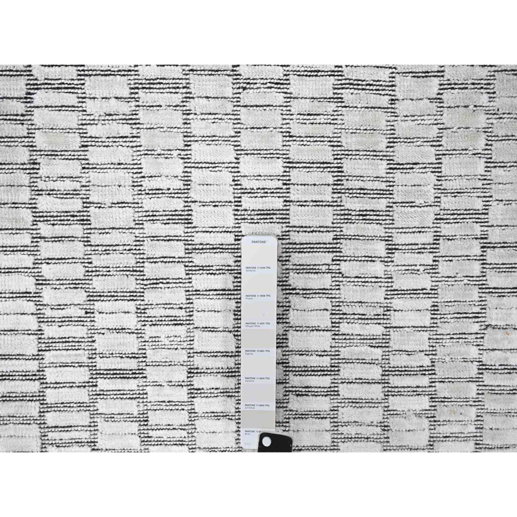 Modern-and-Contemporary-Hand-Loomed-Rug-422925