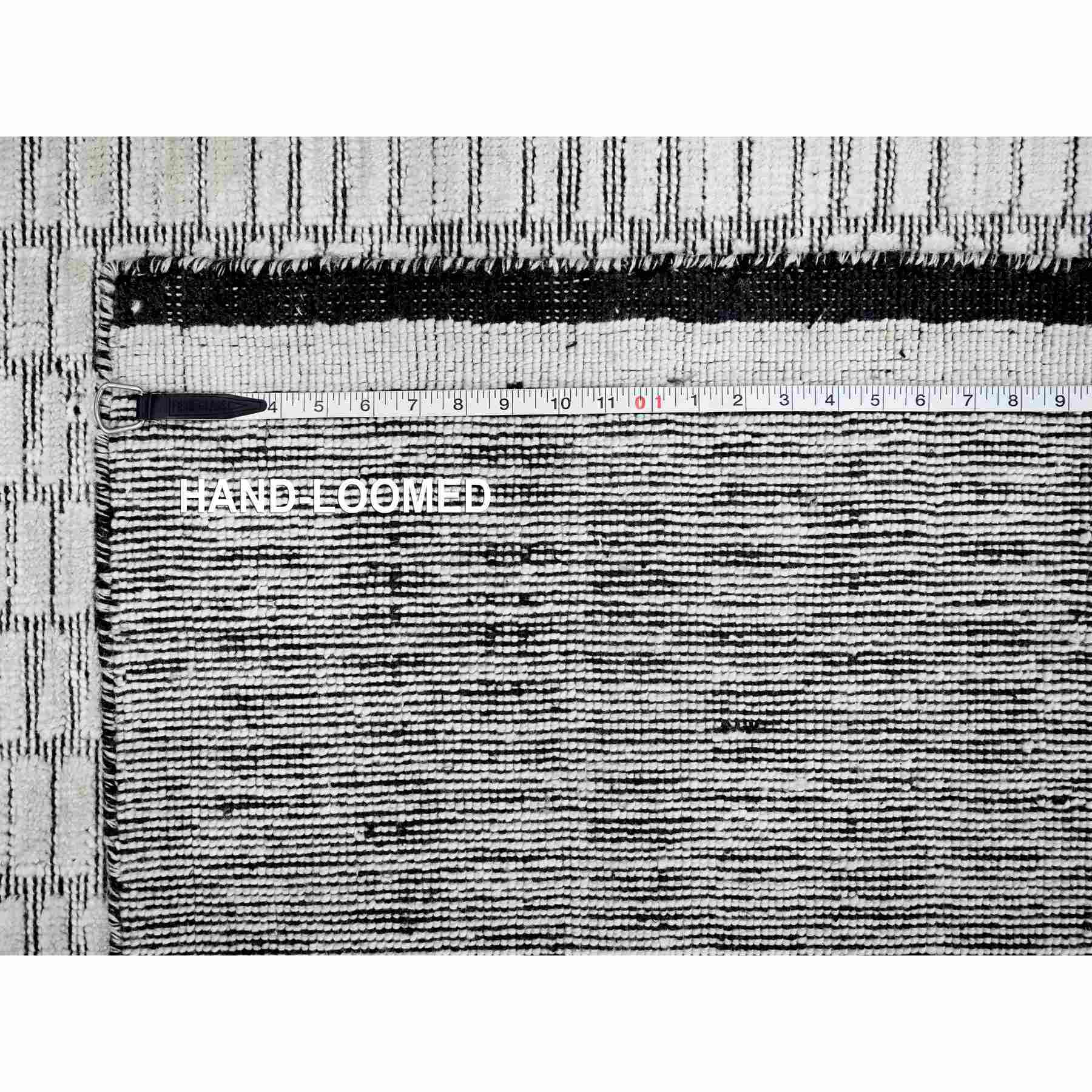 Modern-and-Contemporary-Hand-Loomed-Rug-422925