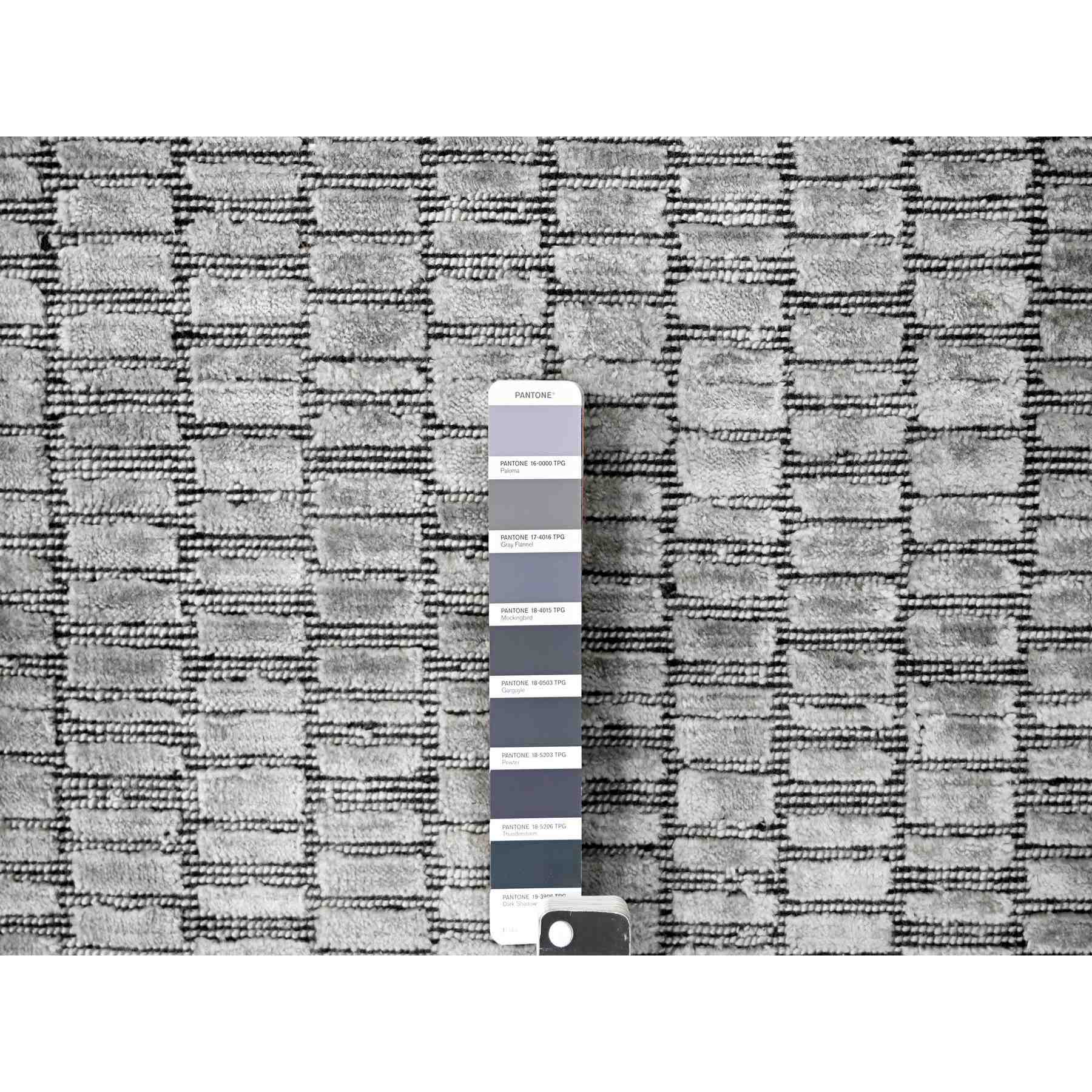 Modern-and-Contemporary-Hand-Loomed-Rug-423085