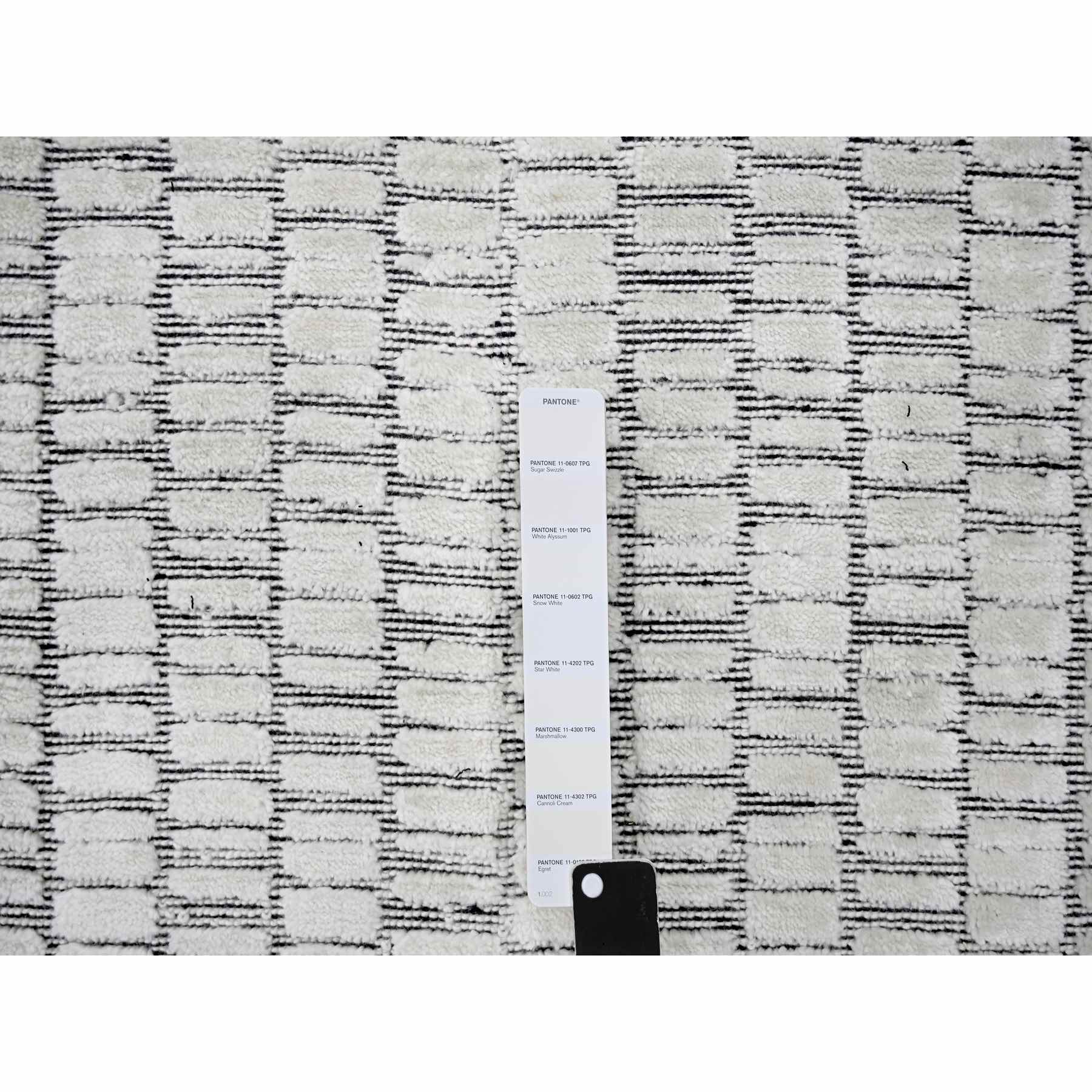 Modern-and-Contemporary-Hand-Loomed-Rug-423160