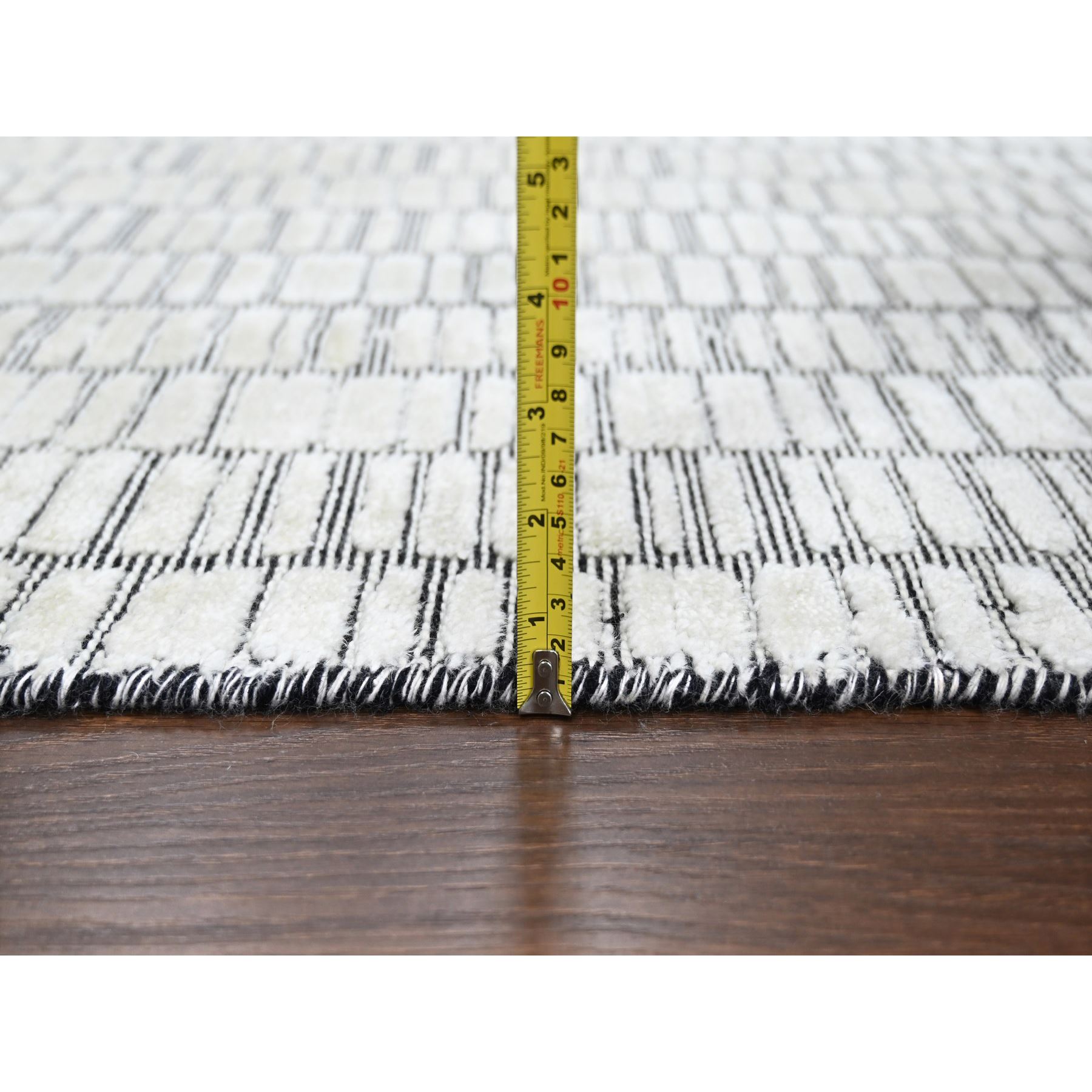 Modern-and-Contemporary-Hand-Loomed-Rug-423160