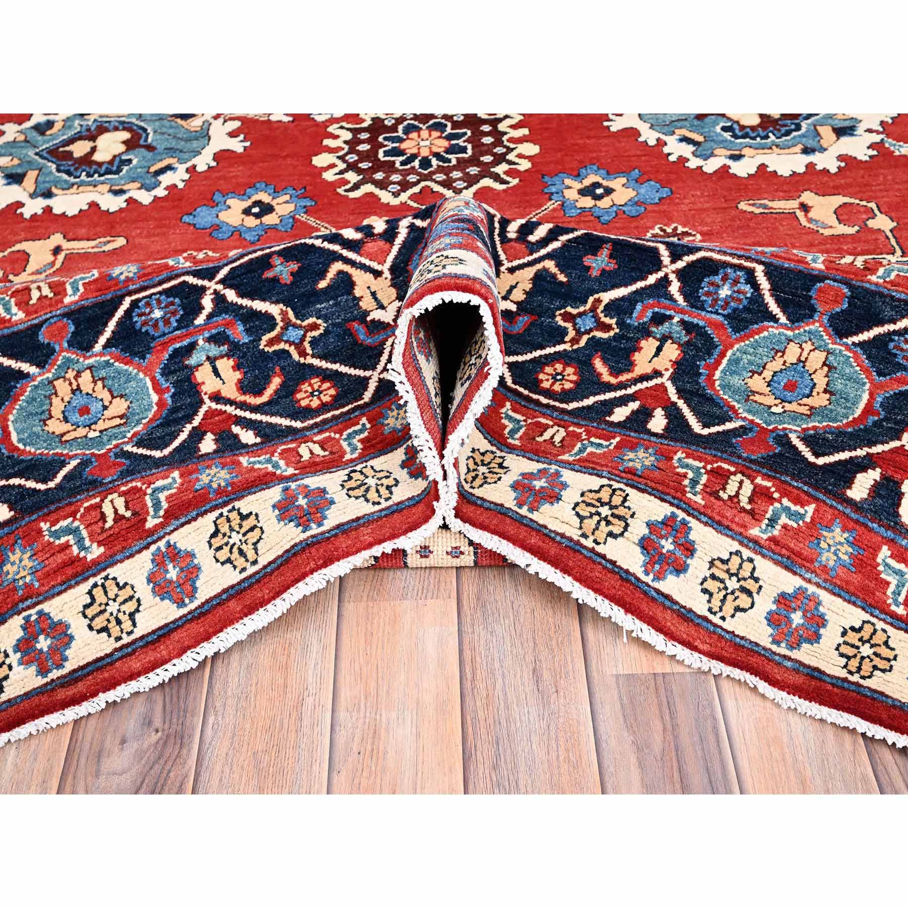 Heriz-Hand-Knotted-Rug-427200