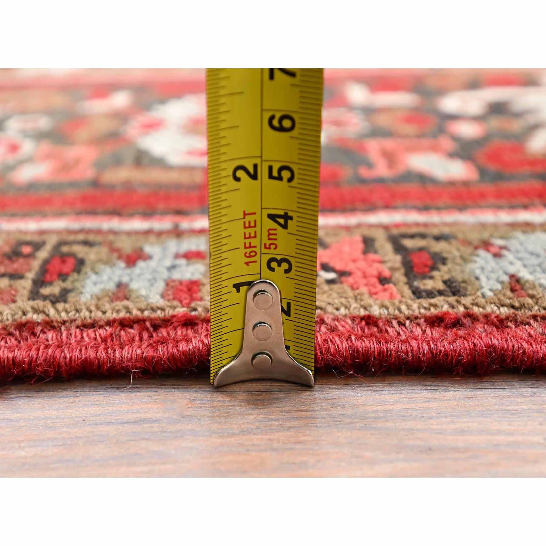 Heriz-Hand-Knotted-Rug-426695