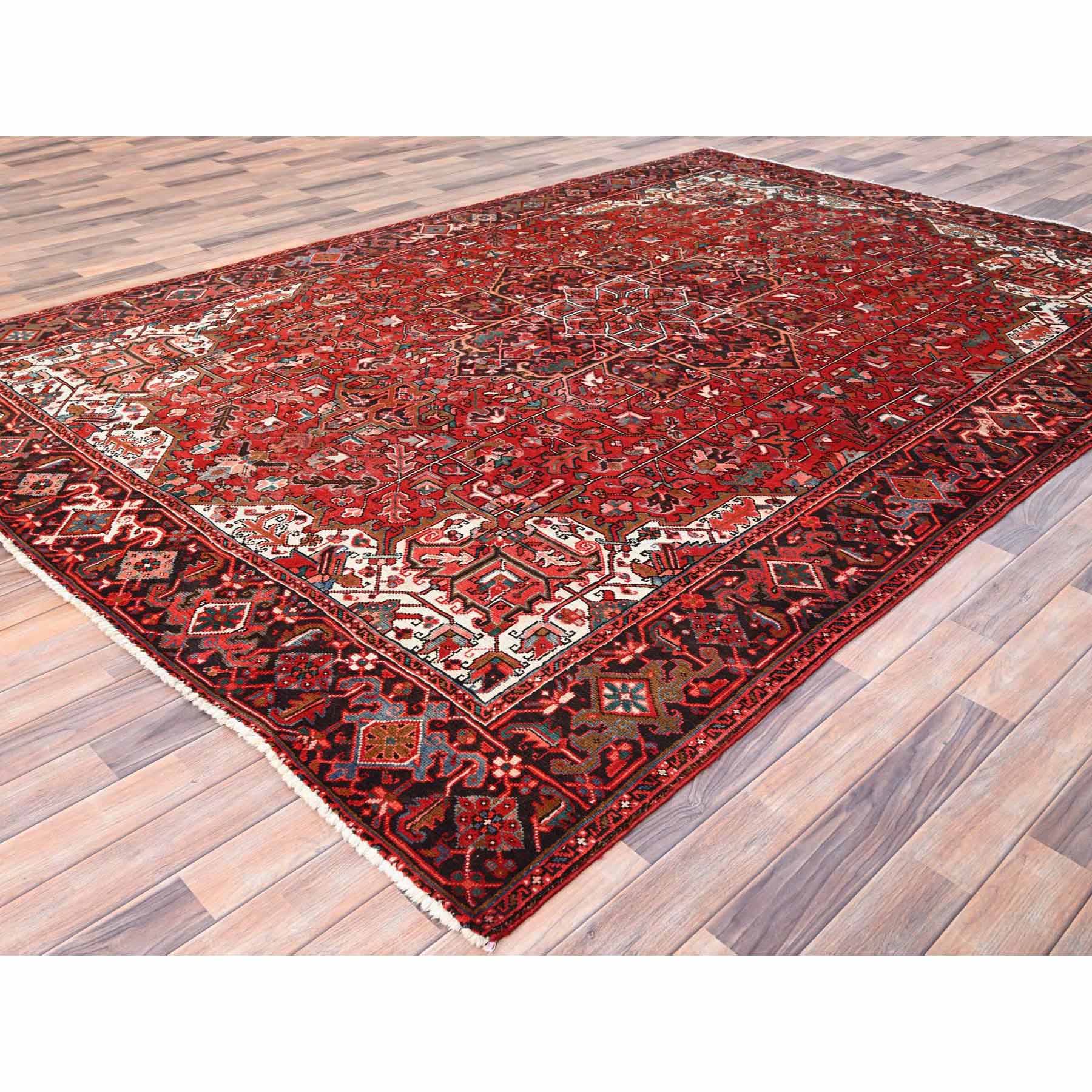 Heriz-Hand-Knotted-Rug-428295