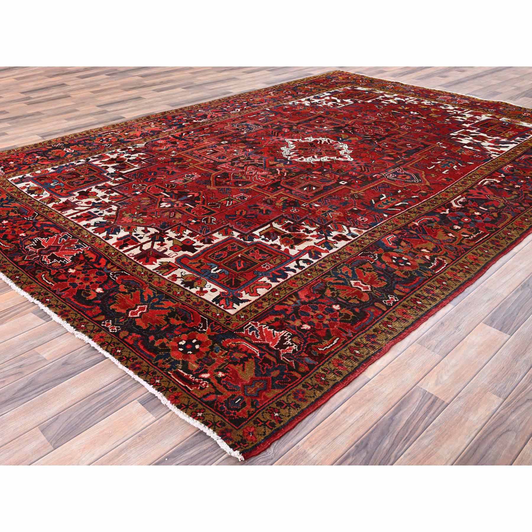 Heriz-Hand-Knotted-Rug-428315