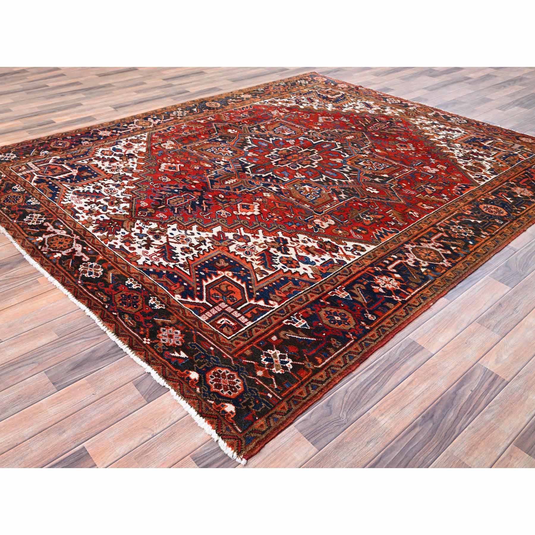 Heriz-Hand-Knotted-Rug-428405