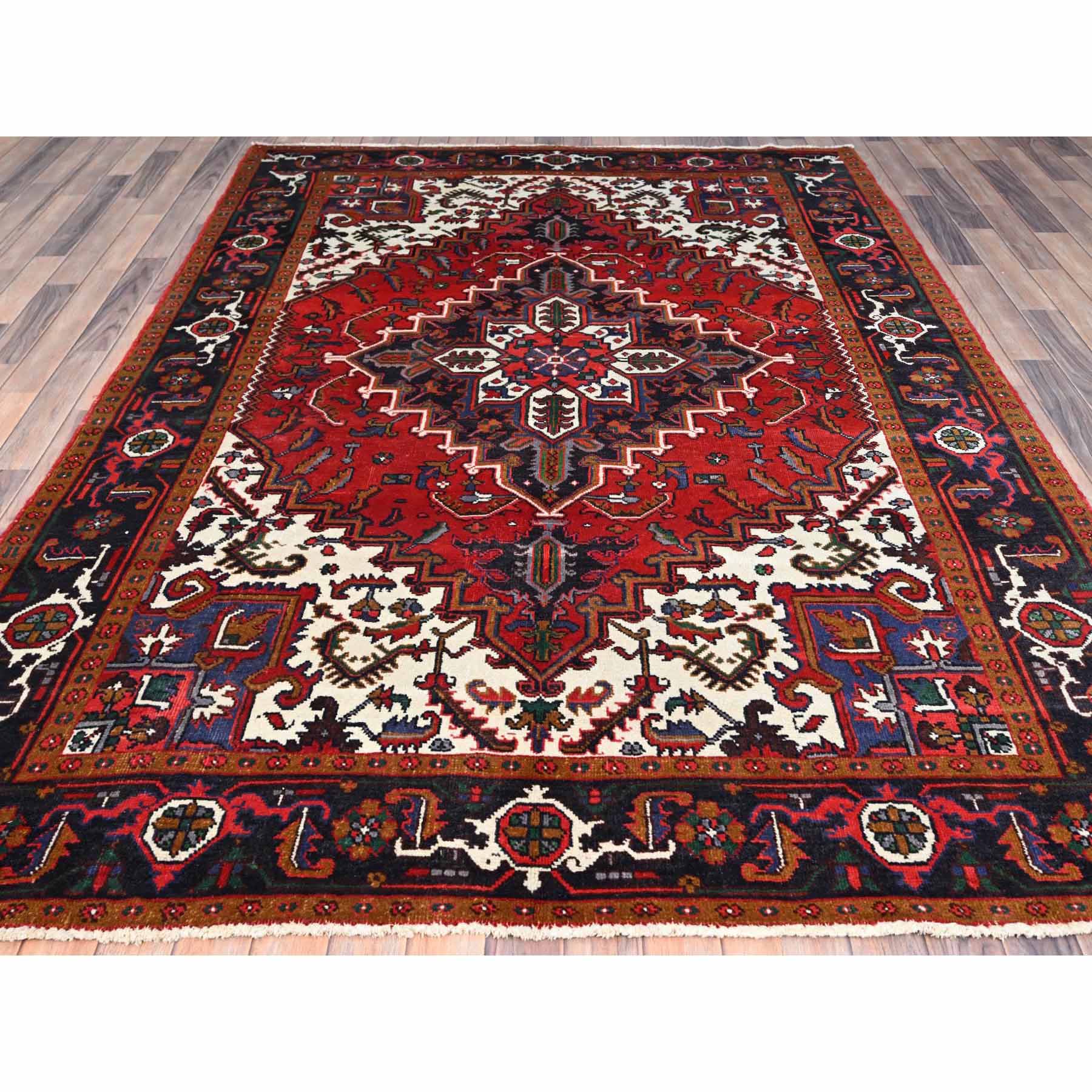 Heriz-Hand-Knotted-Rug-429595