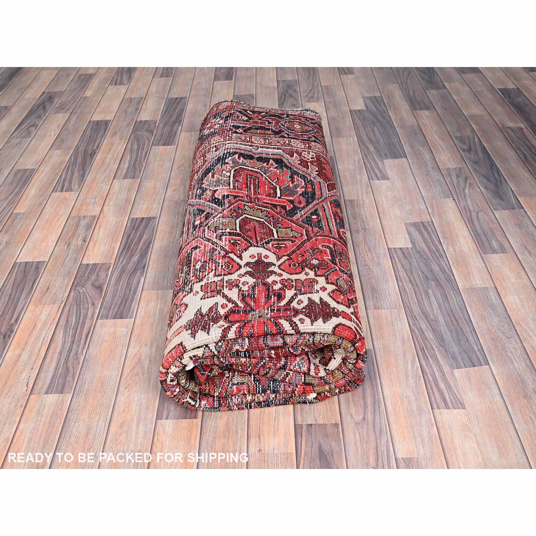 Heriz-Hand-Knotted-Rug-429665