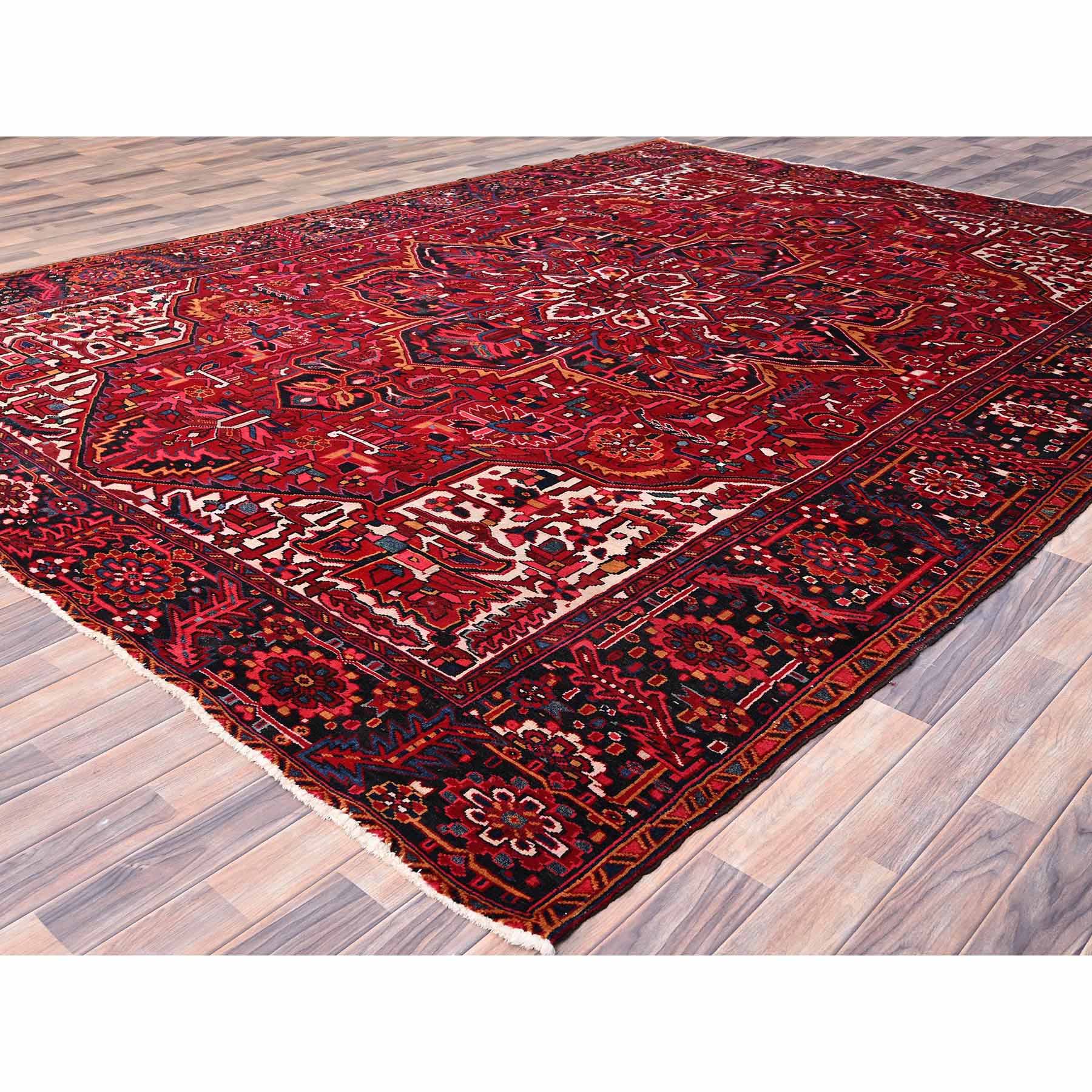 Heriz-Hand-Knotted-Rug-430715