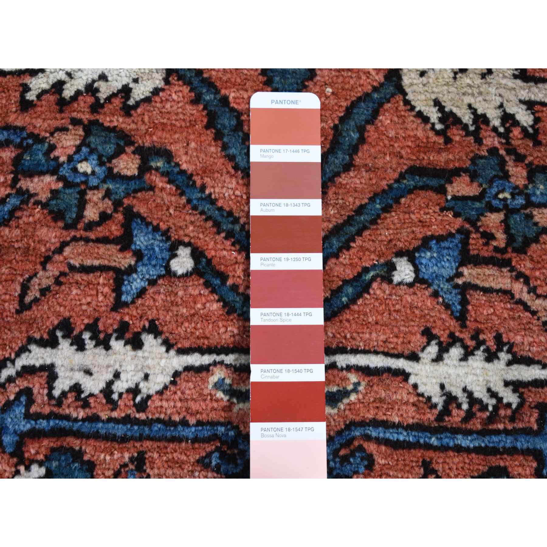Heriz-Hand-Knotted-Rug-437030