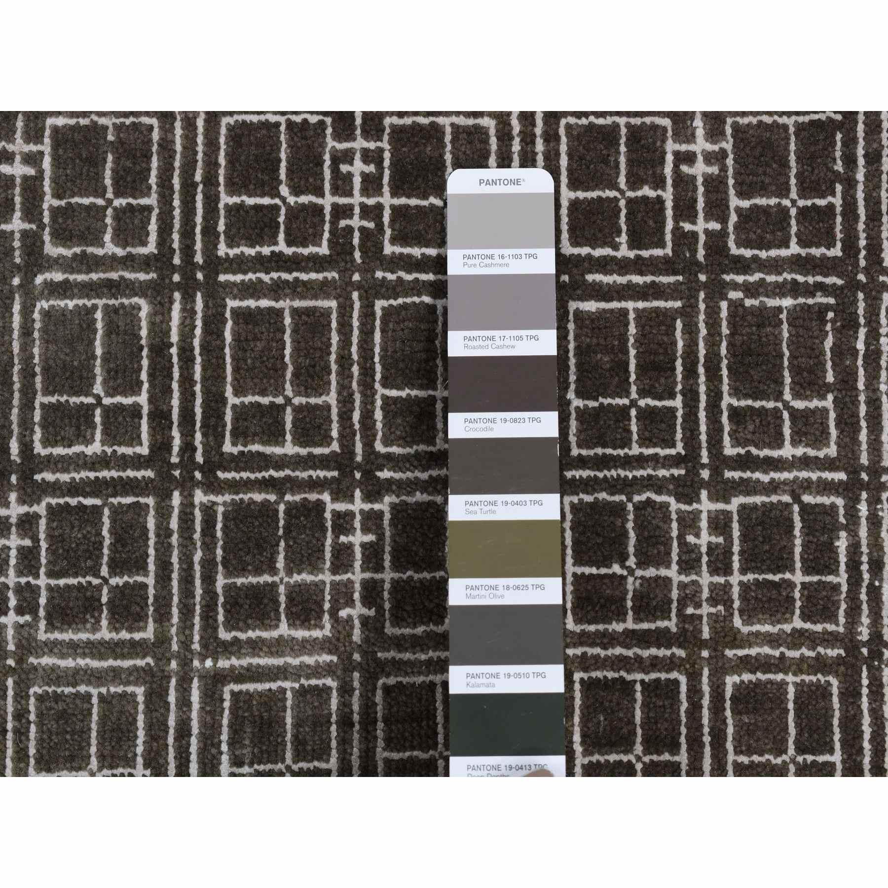 Modern-and-Contemporary-Hand-Knotted-Rug-435150