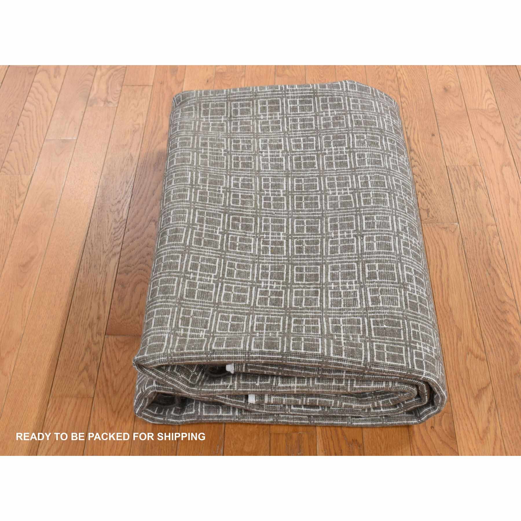 Modern-and-Contemporary-Hand-Knotted-Rug-435150