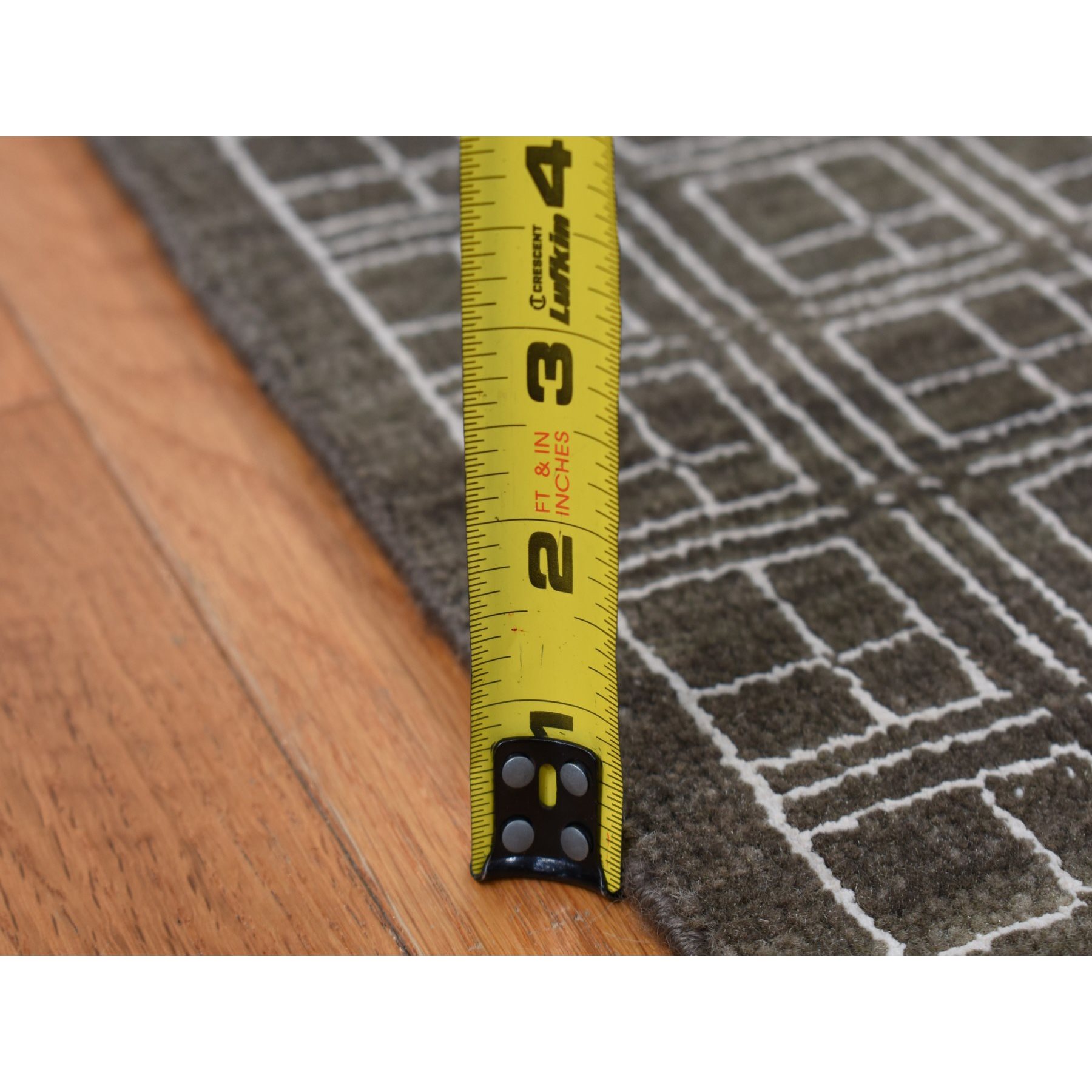 Modern-and-Contemporary-Hand-Knotted-Rug-435150