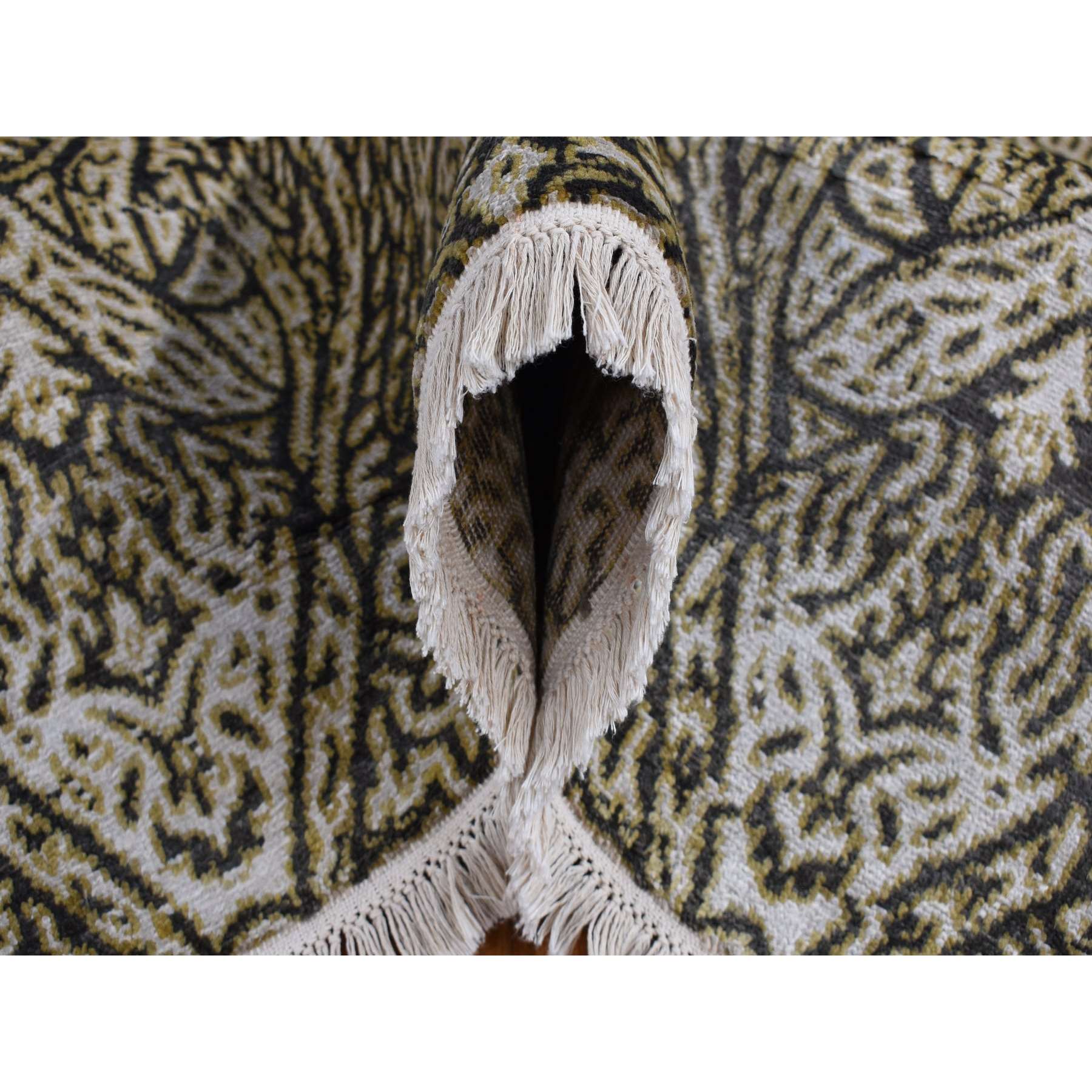Modern-and-Contemporary-Hand-Knotted-Rug-435405