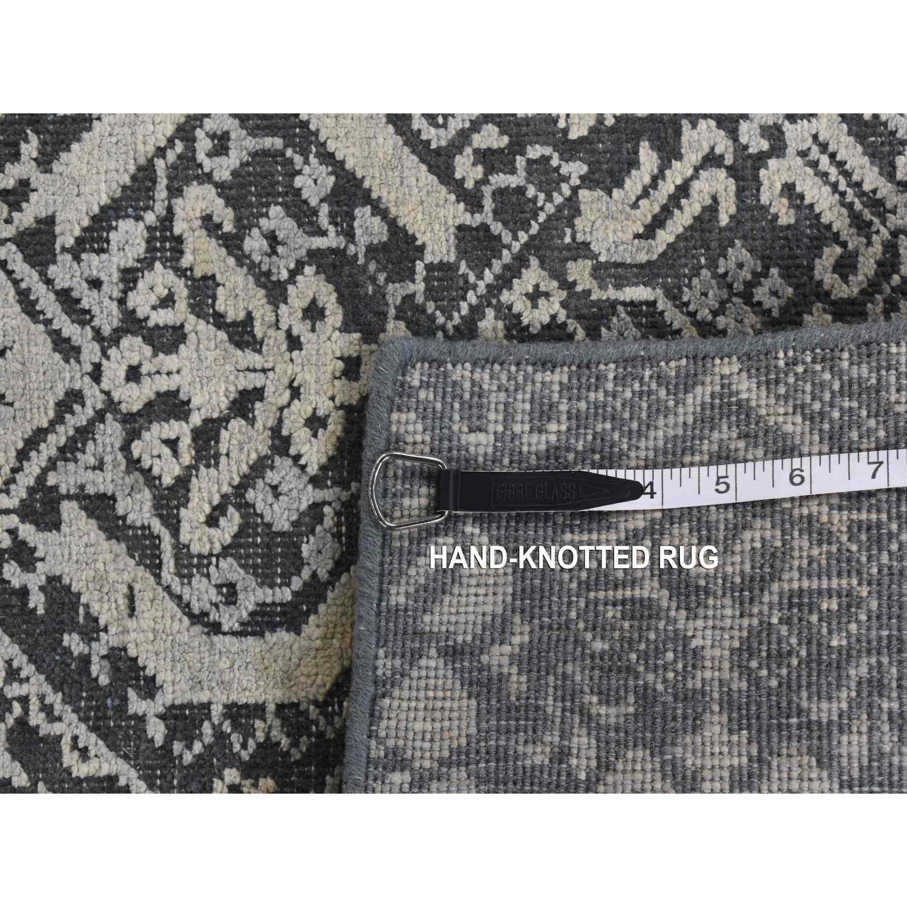 Modern-and-Contemporary-Hand-Knotted-Rug-435470