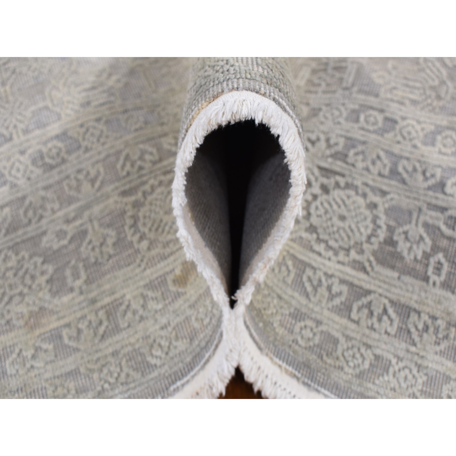 Modern-and-Contemporary-Hand-Knotted-Rug-435525