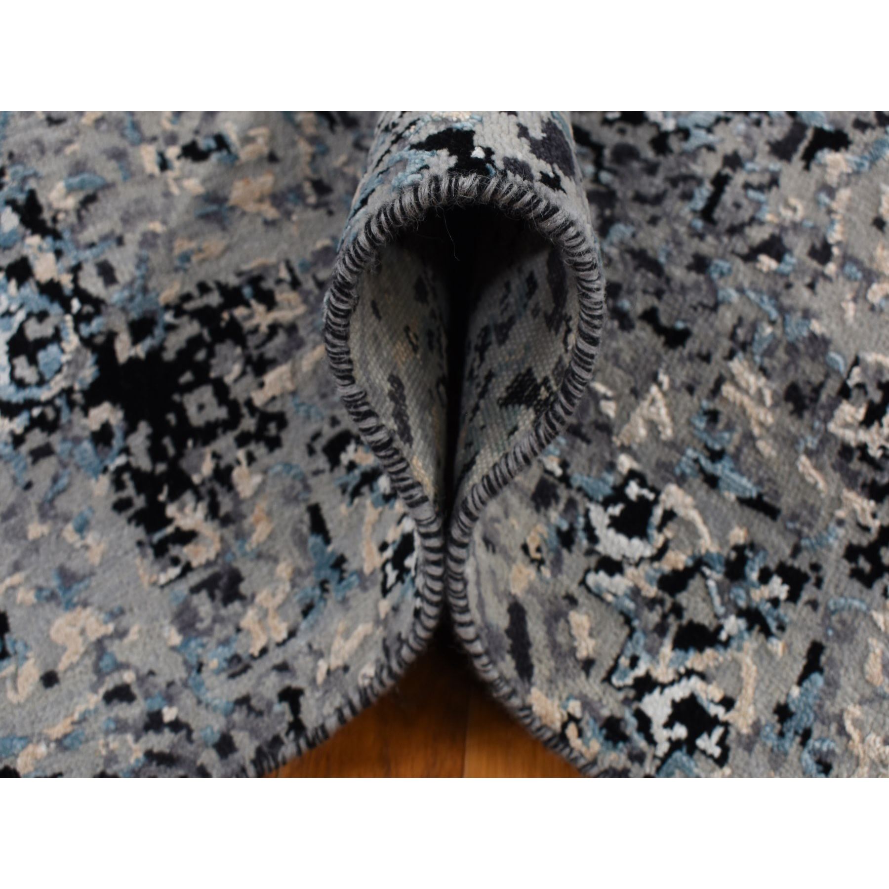 Modern-and-Contemporary-Hand-Knotted-Rug-435575