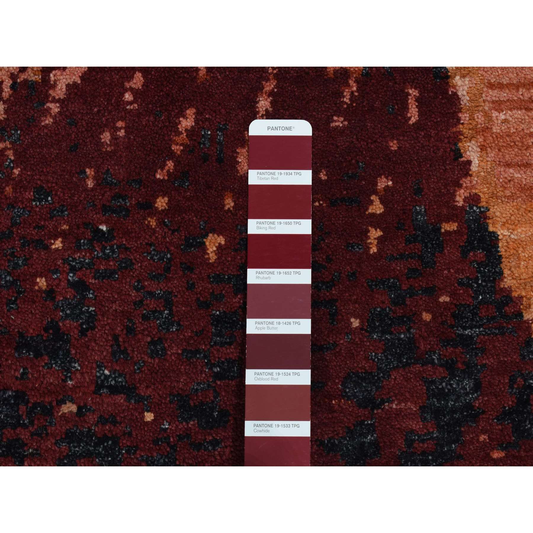 Modern-and-Contemporary-Hand-Knotted-Rug-435645