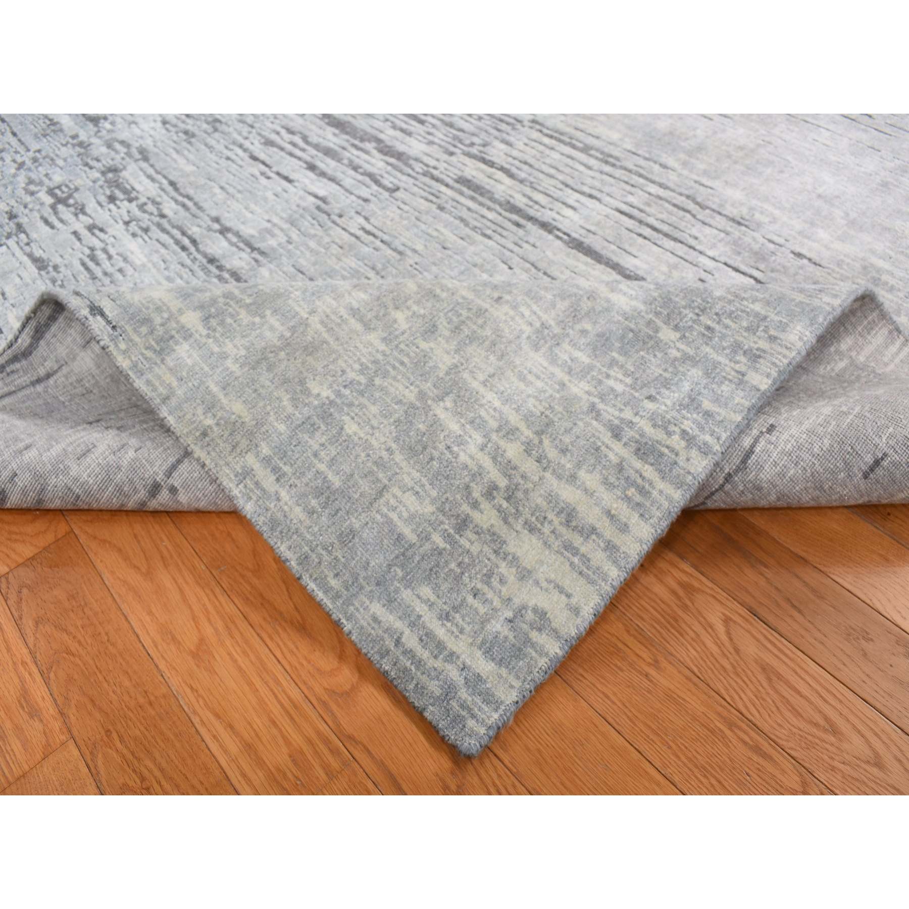 Modern-and-Contemporary-Hand-Knotted-Rug-435670