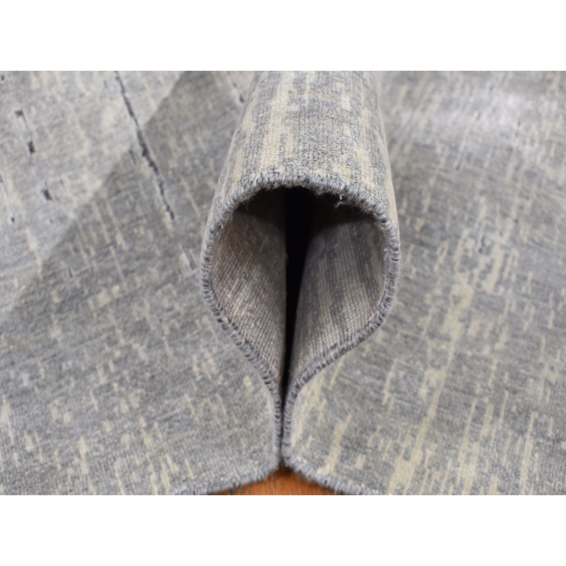 Modern-and-Contemporary-Hand-Knotted-Rug-435670