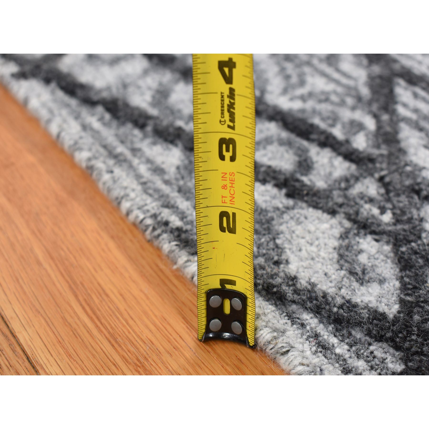 Modern-and-Contemporary-Hand-Knotted-Rug-435910
